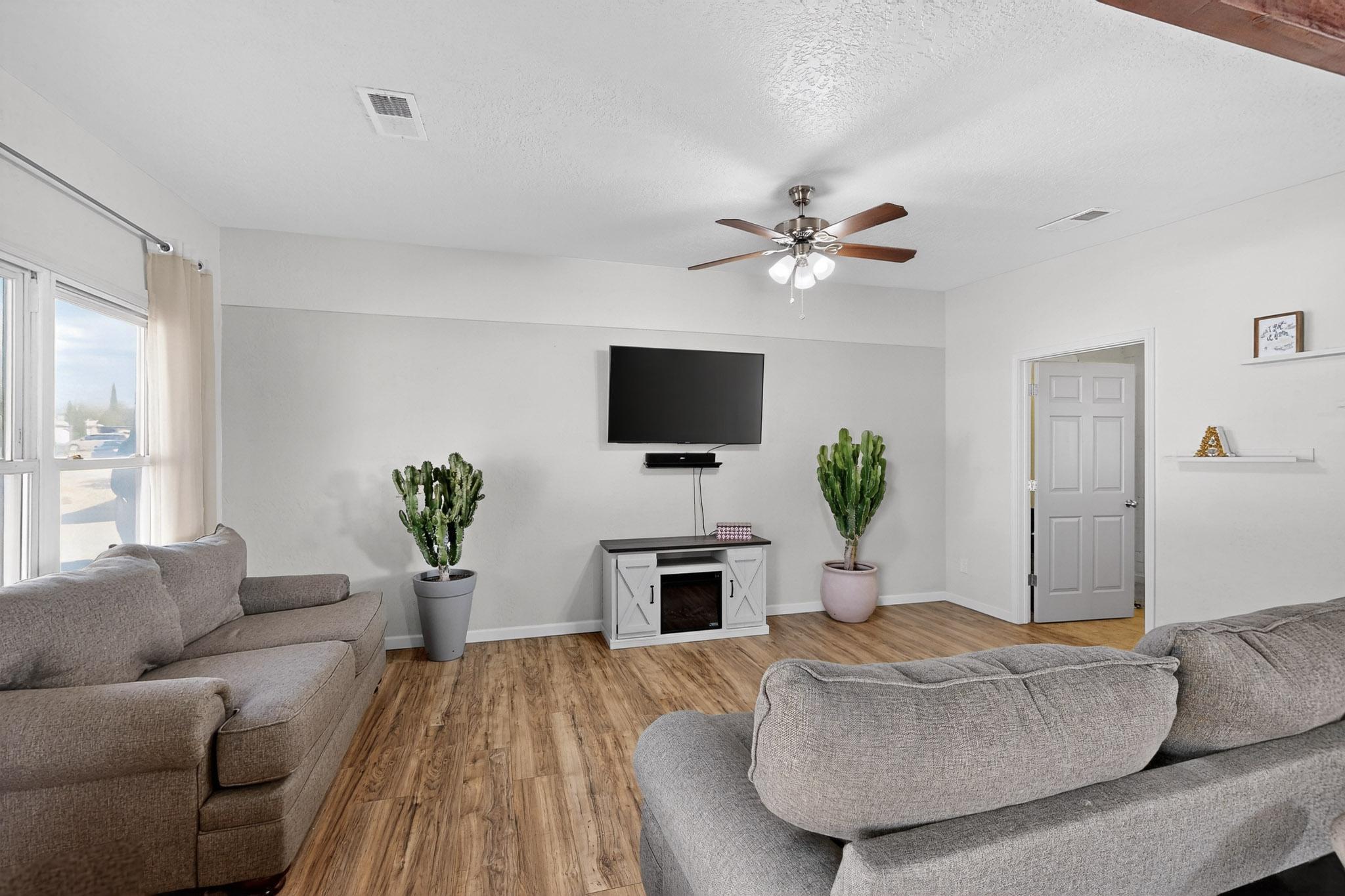 1126 Propps Street NE