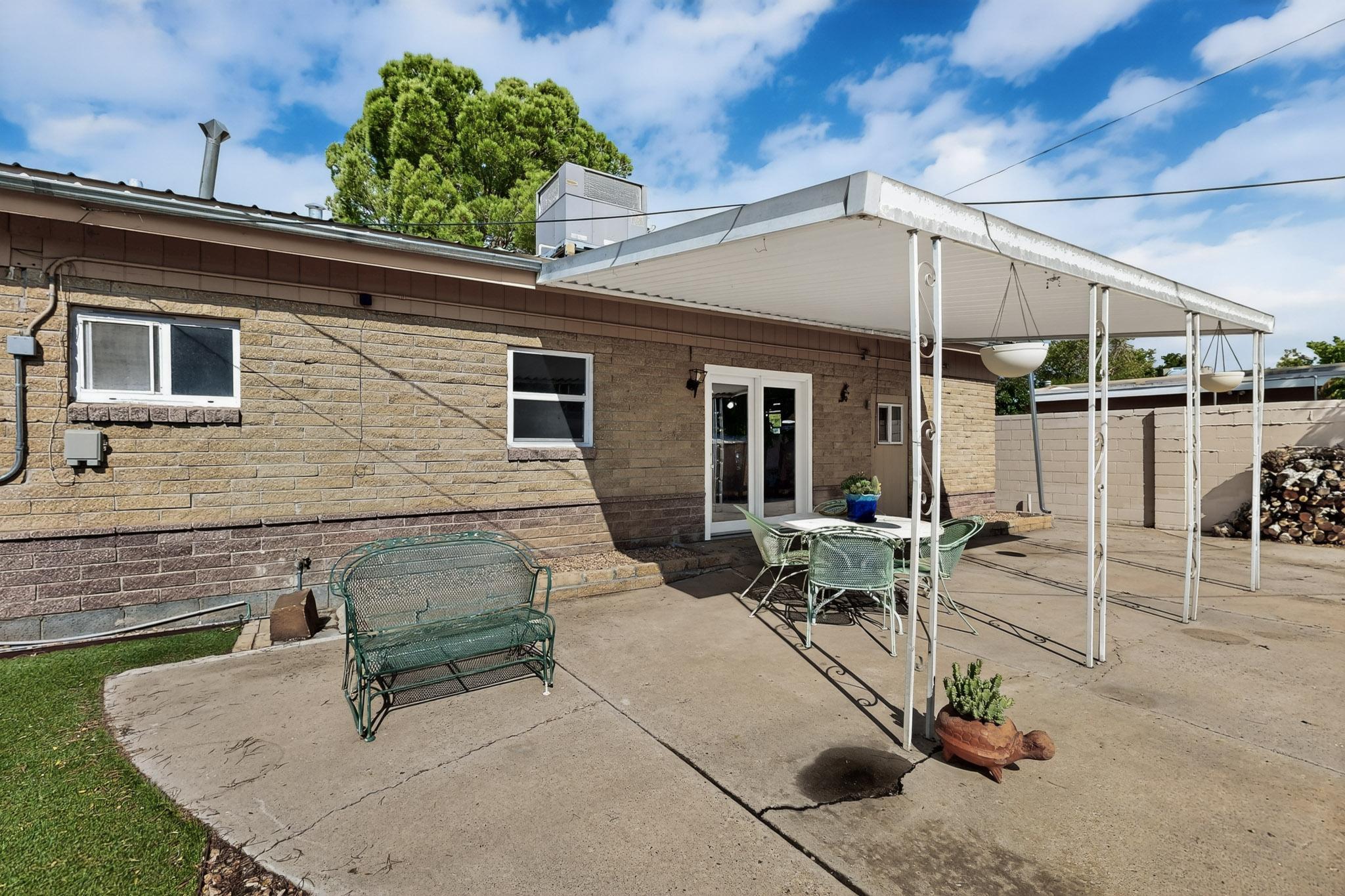 1126 Propps Street NE