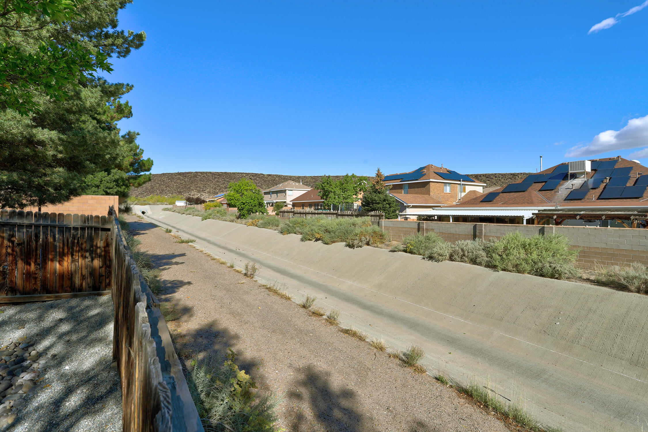 8319 MILLSTREAM Place NW