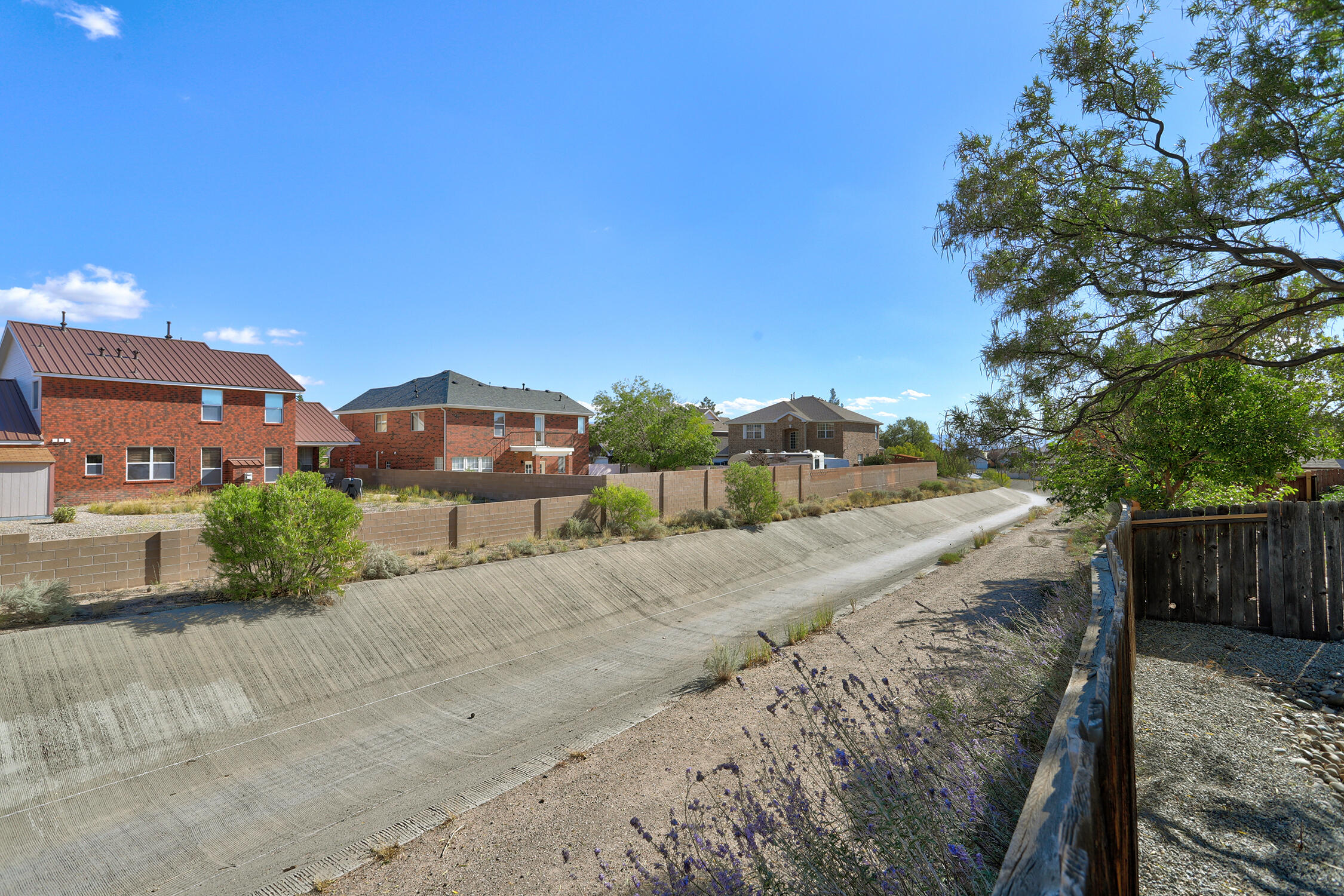 8319 MILLSTREAM Place NW