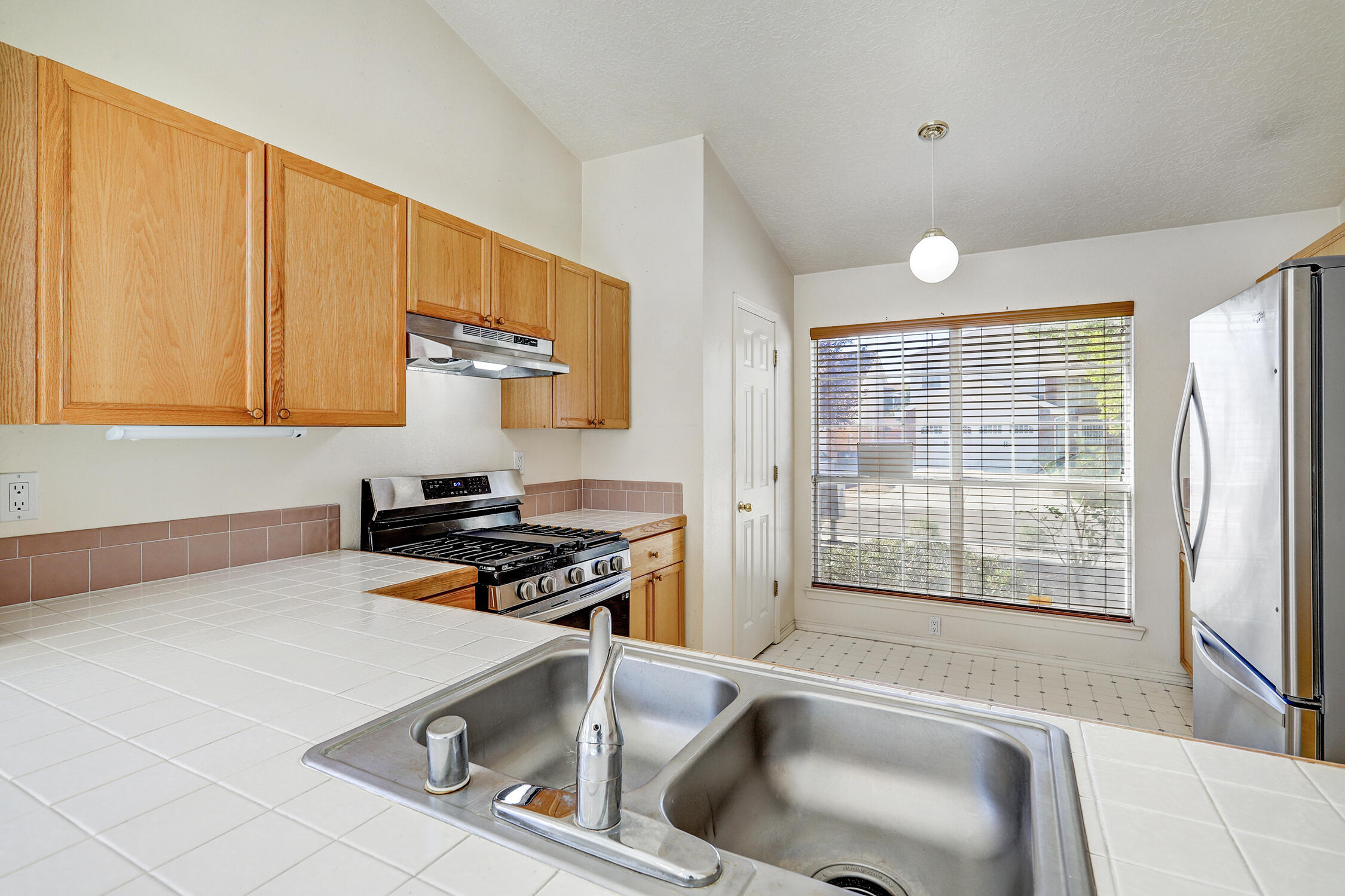 8319 MILLSTREAM Place NW