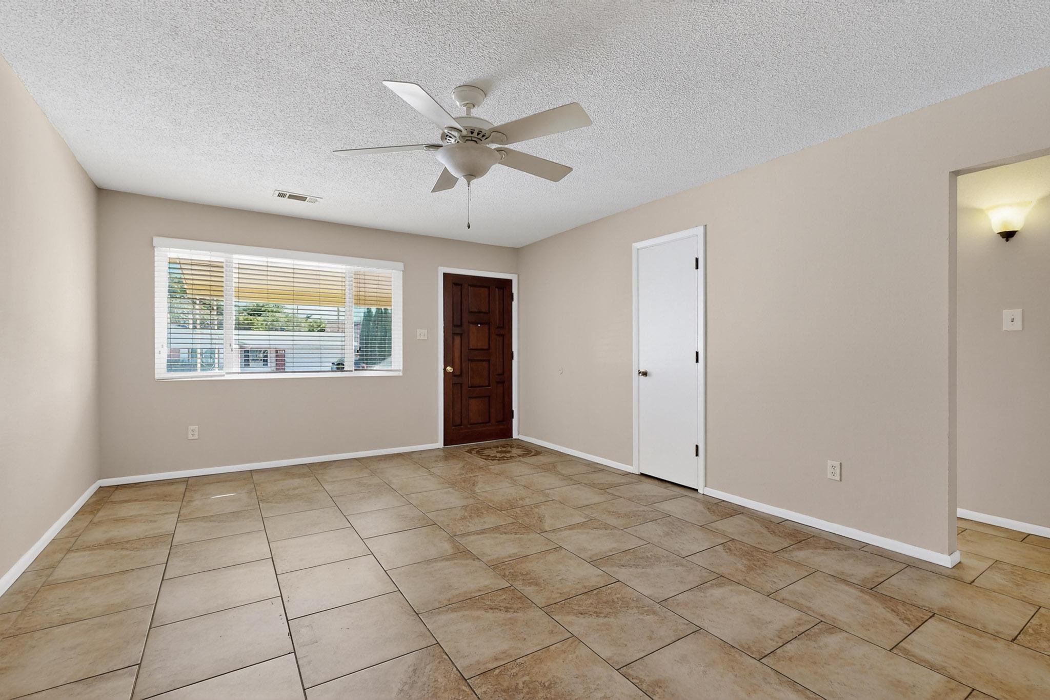 8801 Avenales Avenue NE