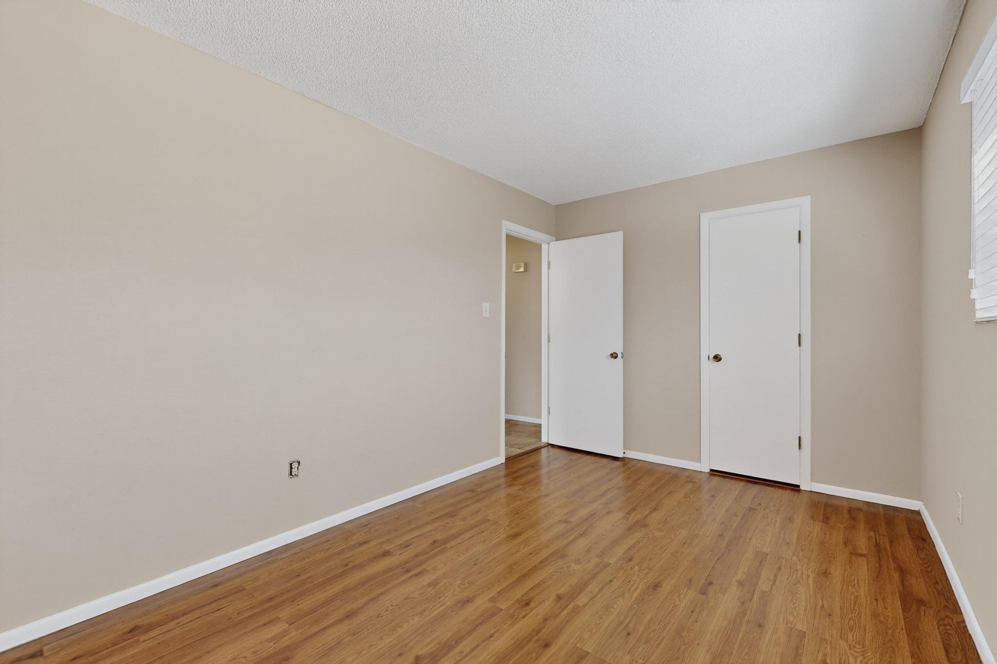 8801 Avenales Avenue NE