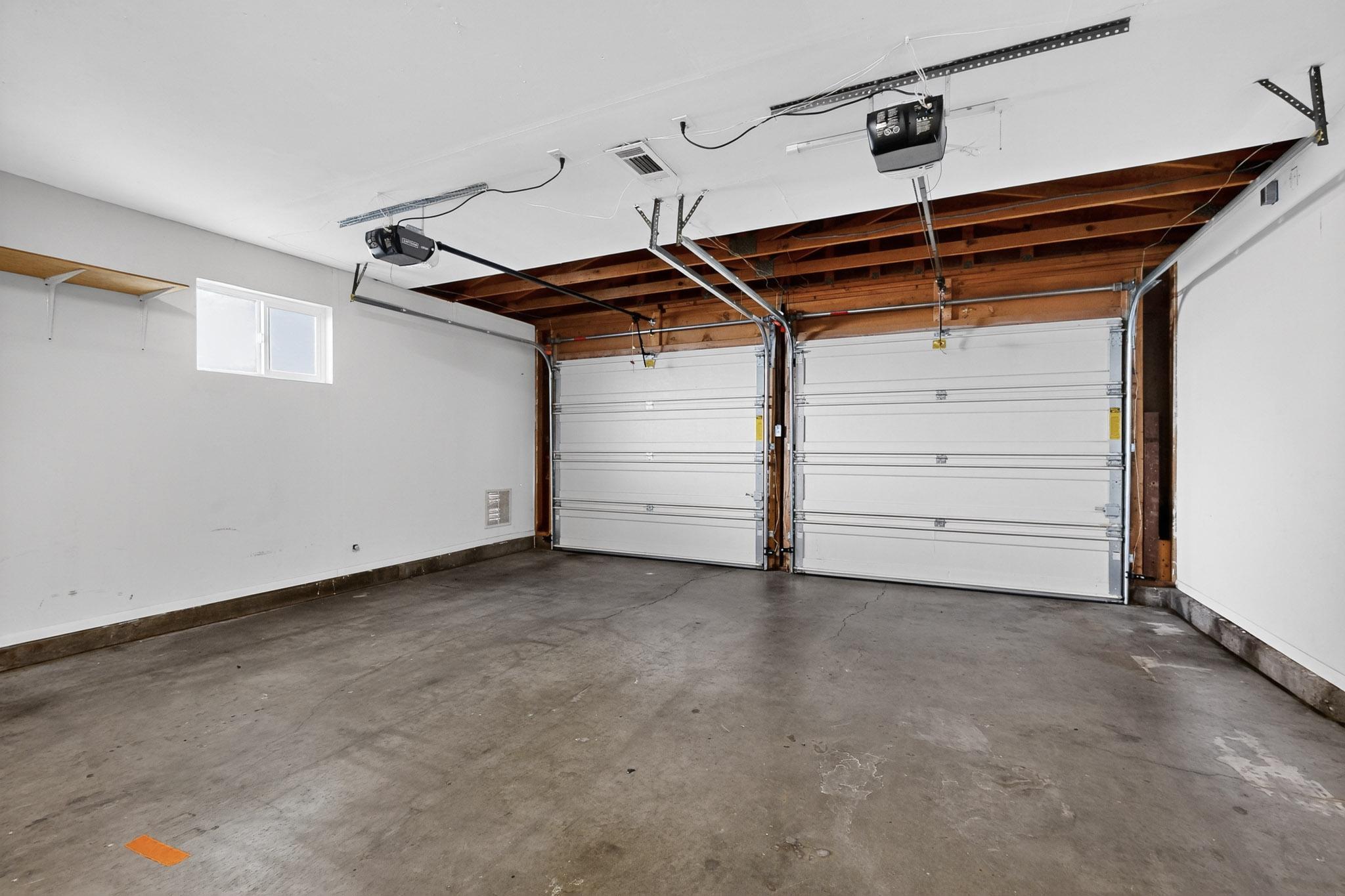 8801 Avenales Avenue NE