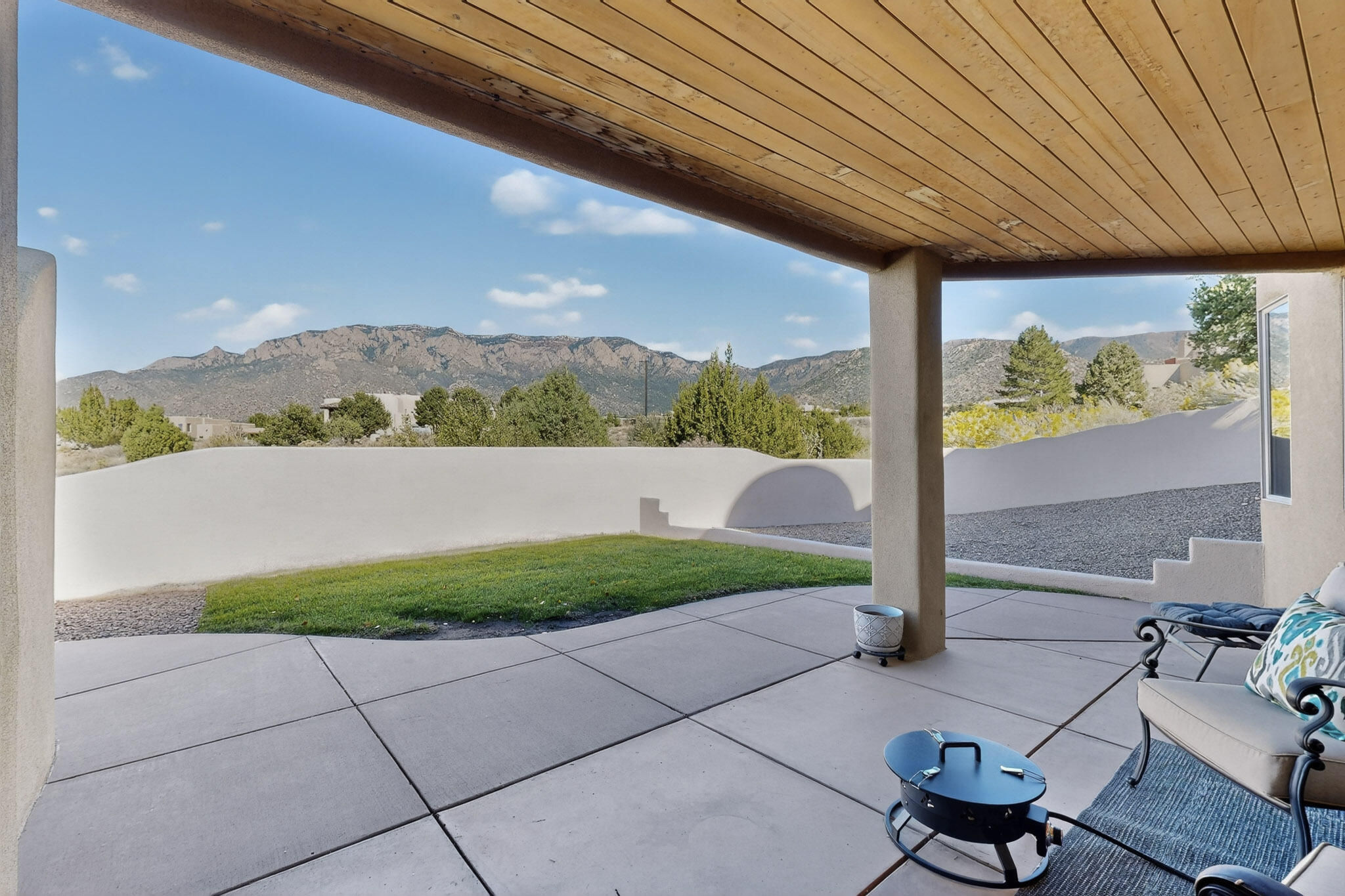 13615 Canada Del Oso Place NE