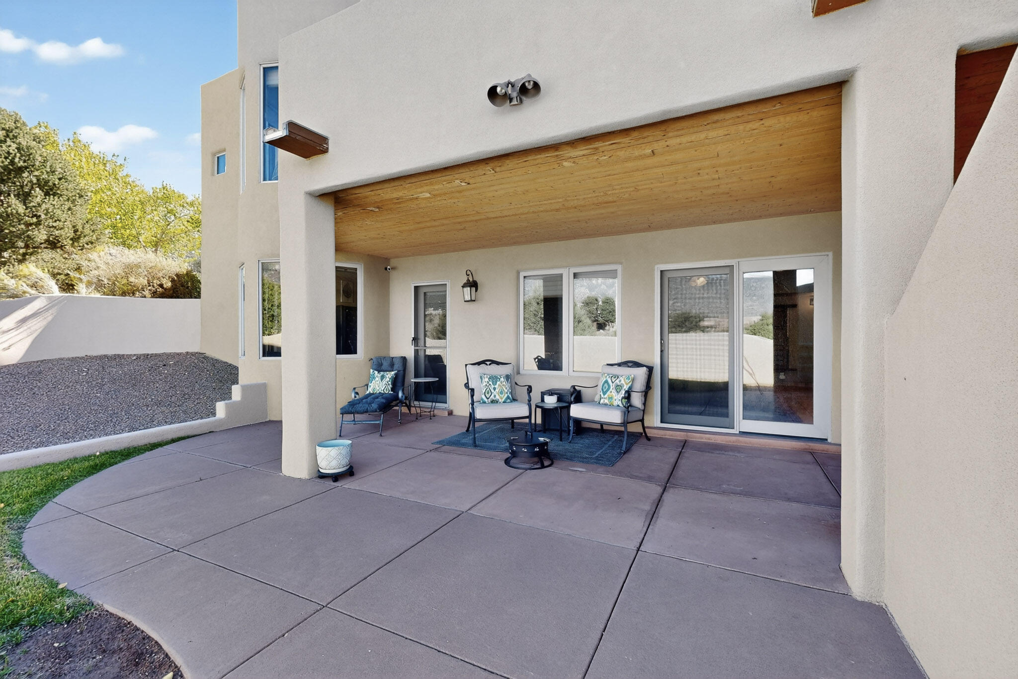 13615 Canada Del Oso Place NE