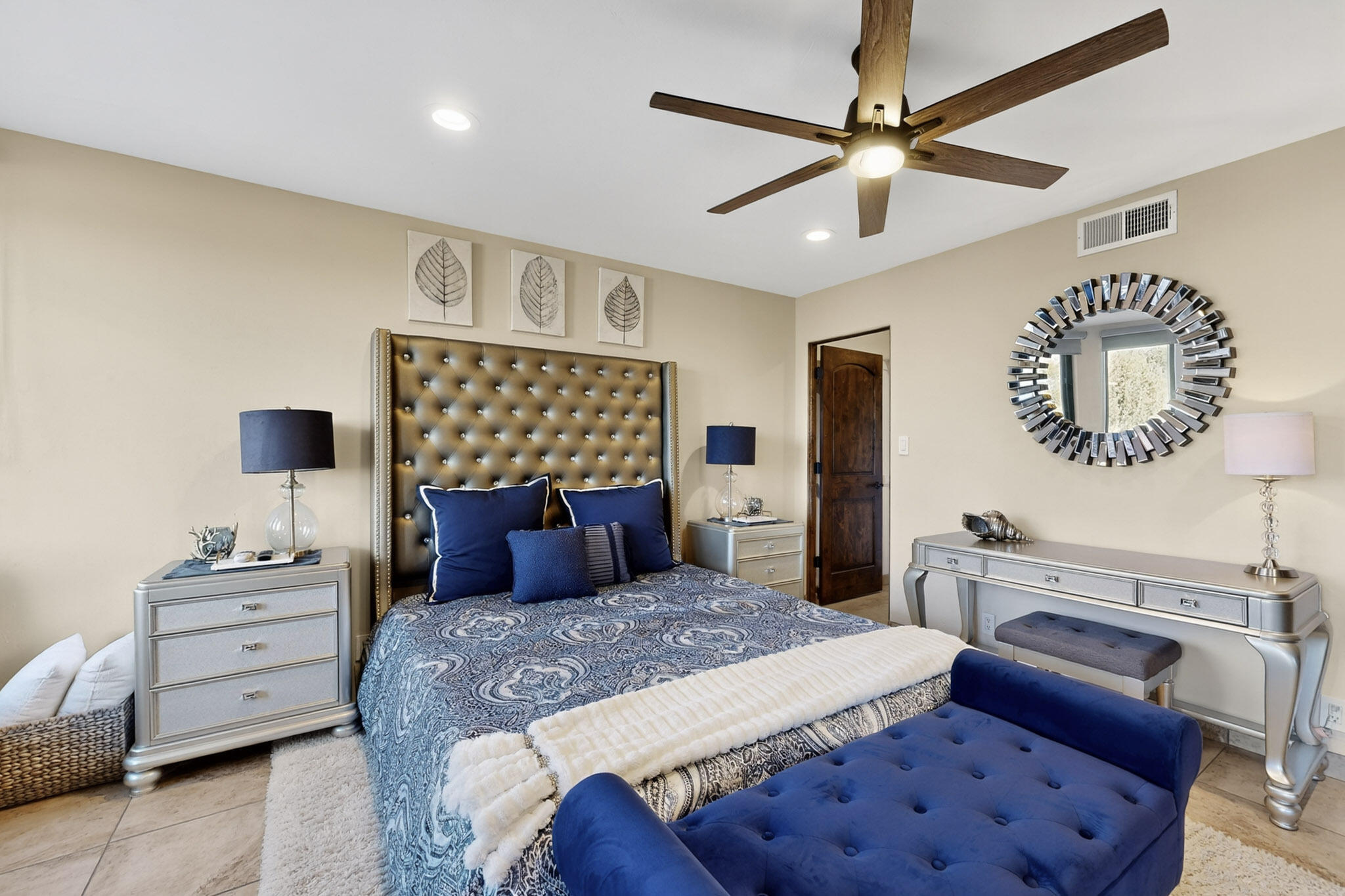 13615 Canada Del Oso Place NE