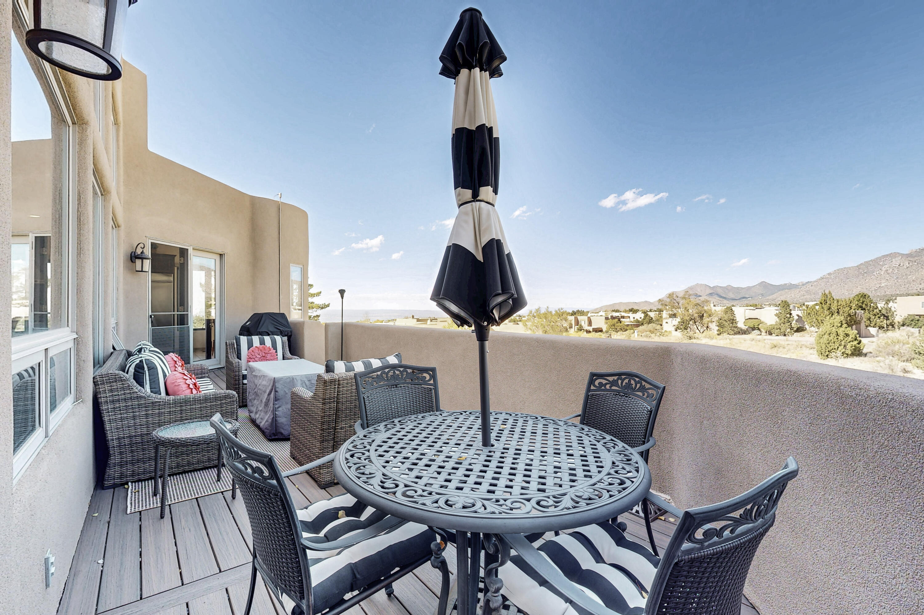 13615 Canada Del Oso Place NE