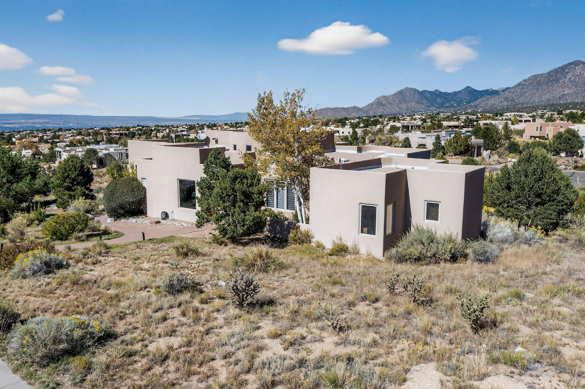 13615 Canada Del Oso Place NE