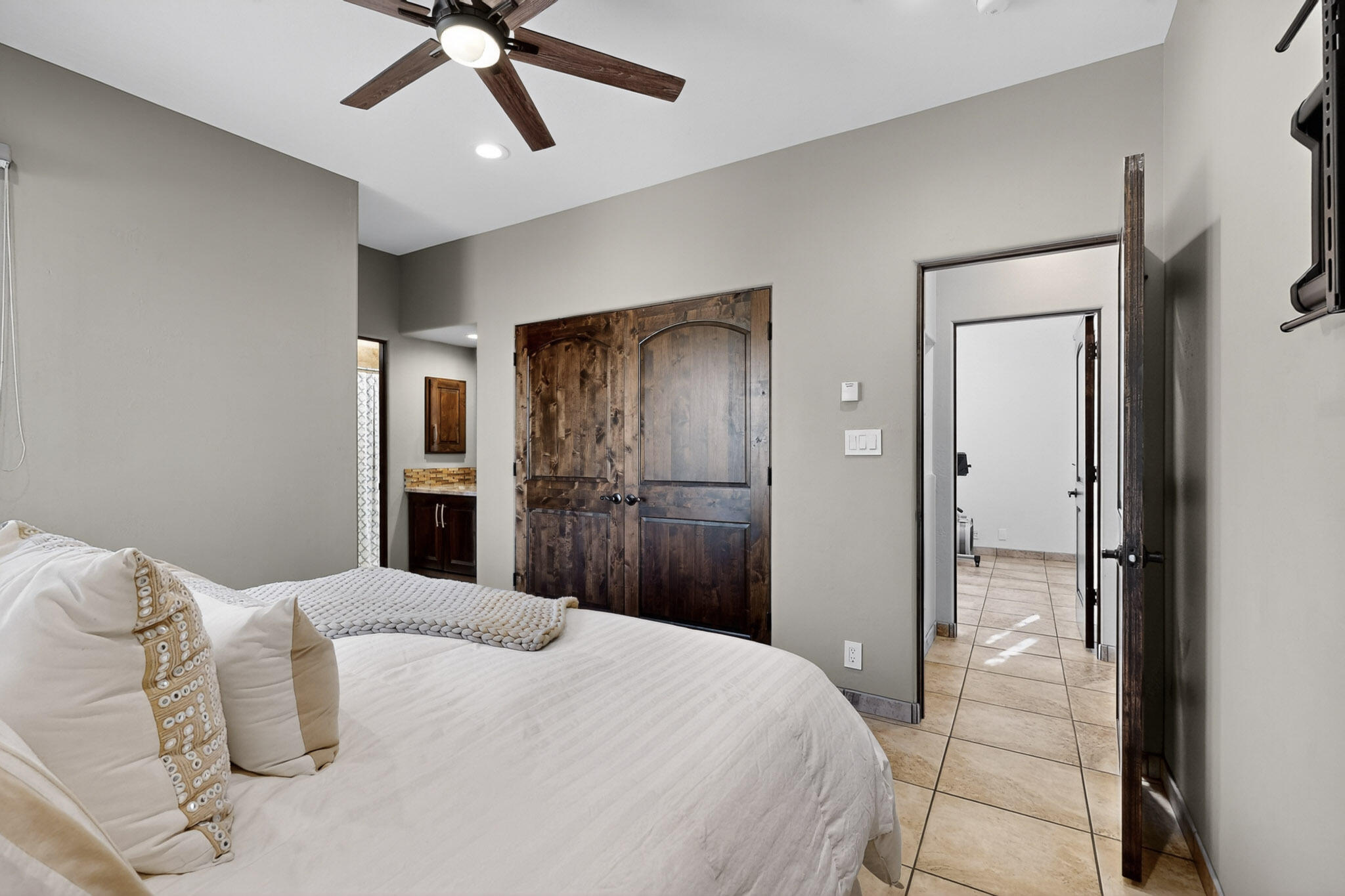 13615 Canada Del Oso Place NE