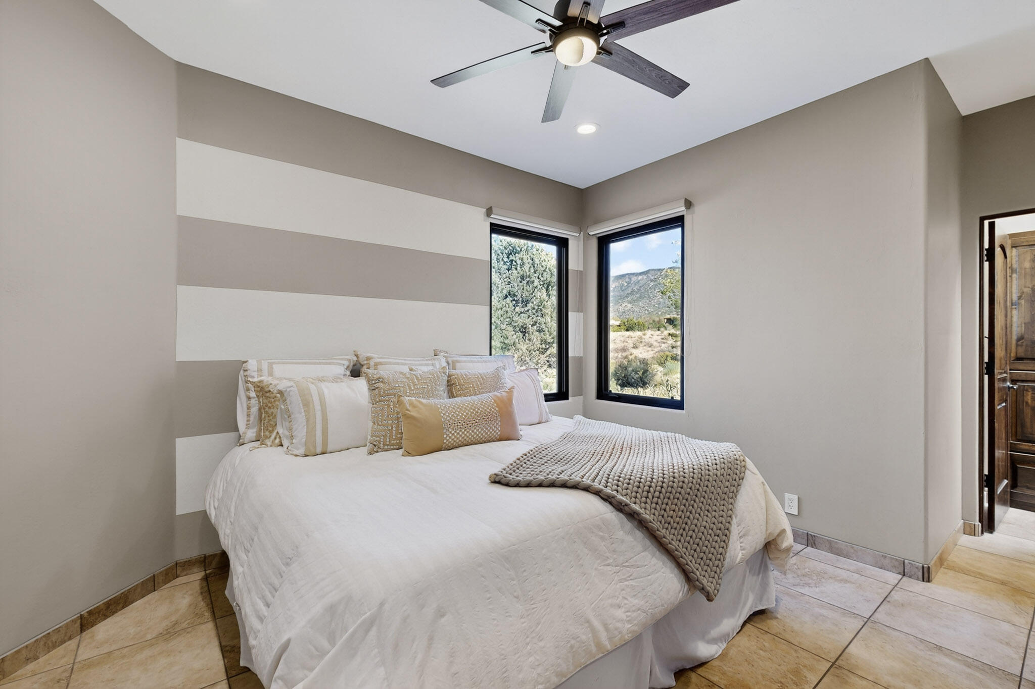 13615 Canada Del Oso Place NE