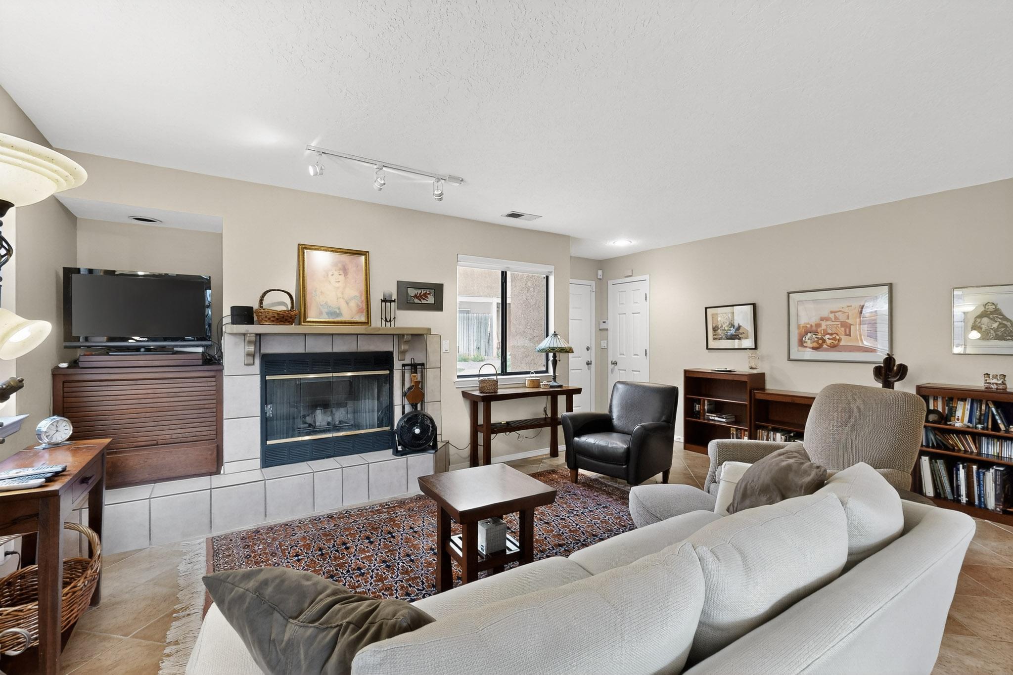 2900 Vista Del Rey NE UNIT 9A