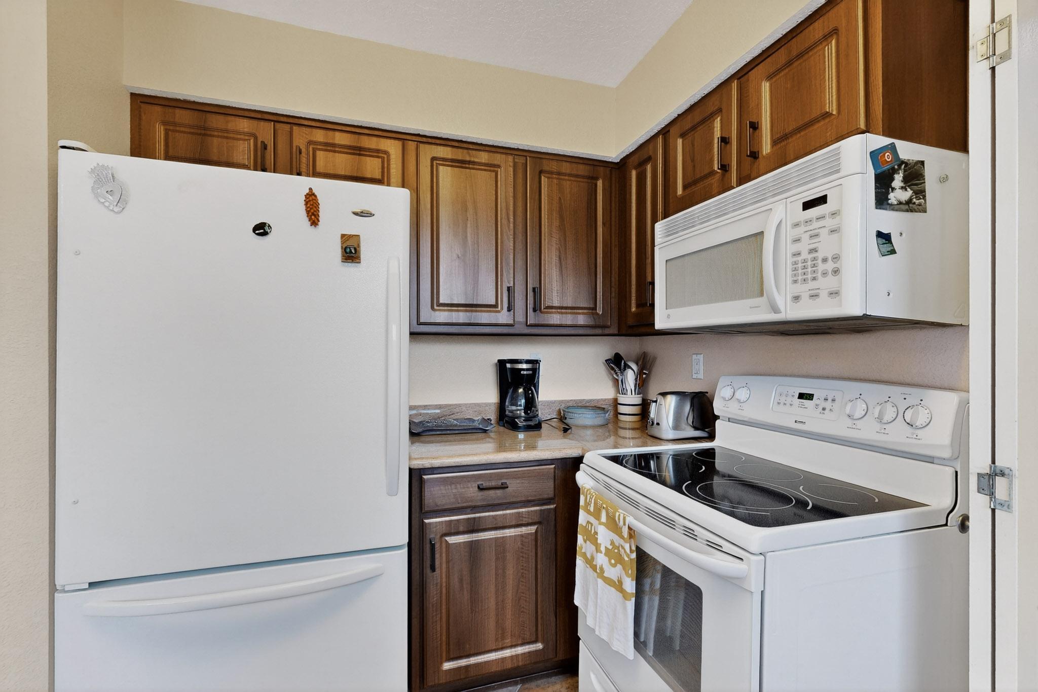 2900 Vista Del Rey NE UNIT 9A