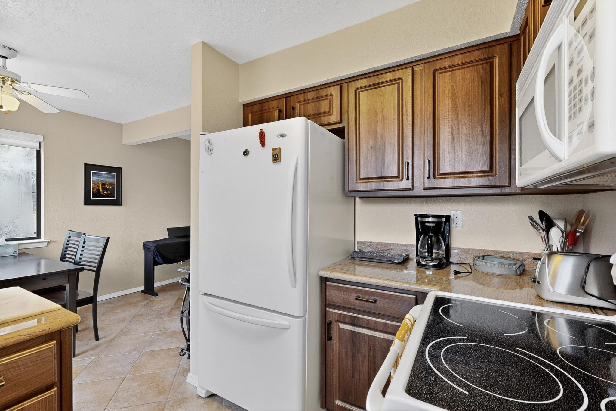 2900 Vista Del Rey NE UNIT 9A