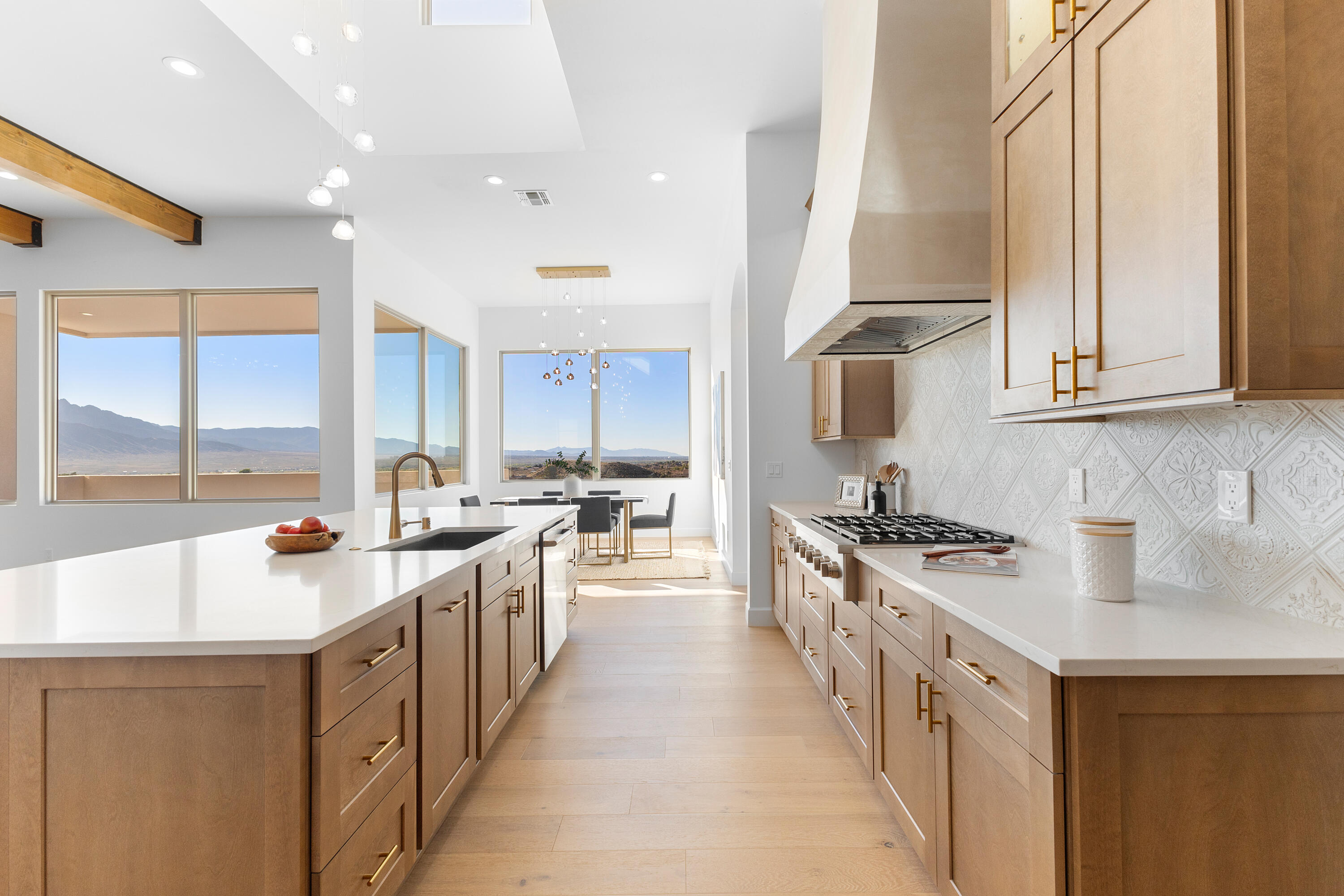 2505 Mansart Court NE