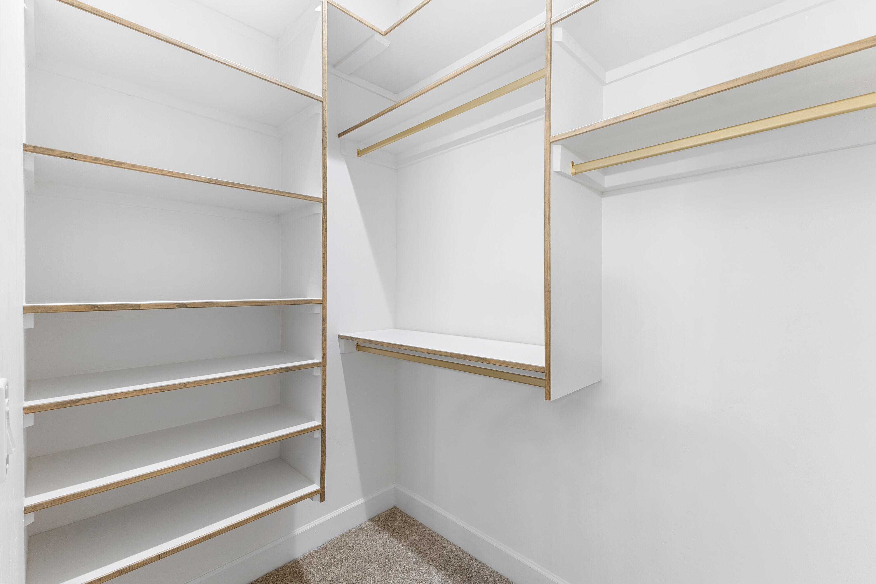 2505 Mansart Court NE