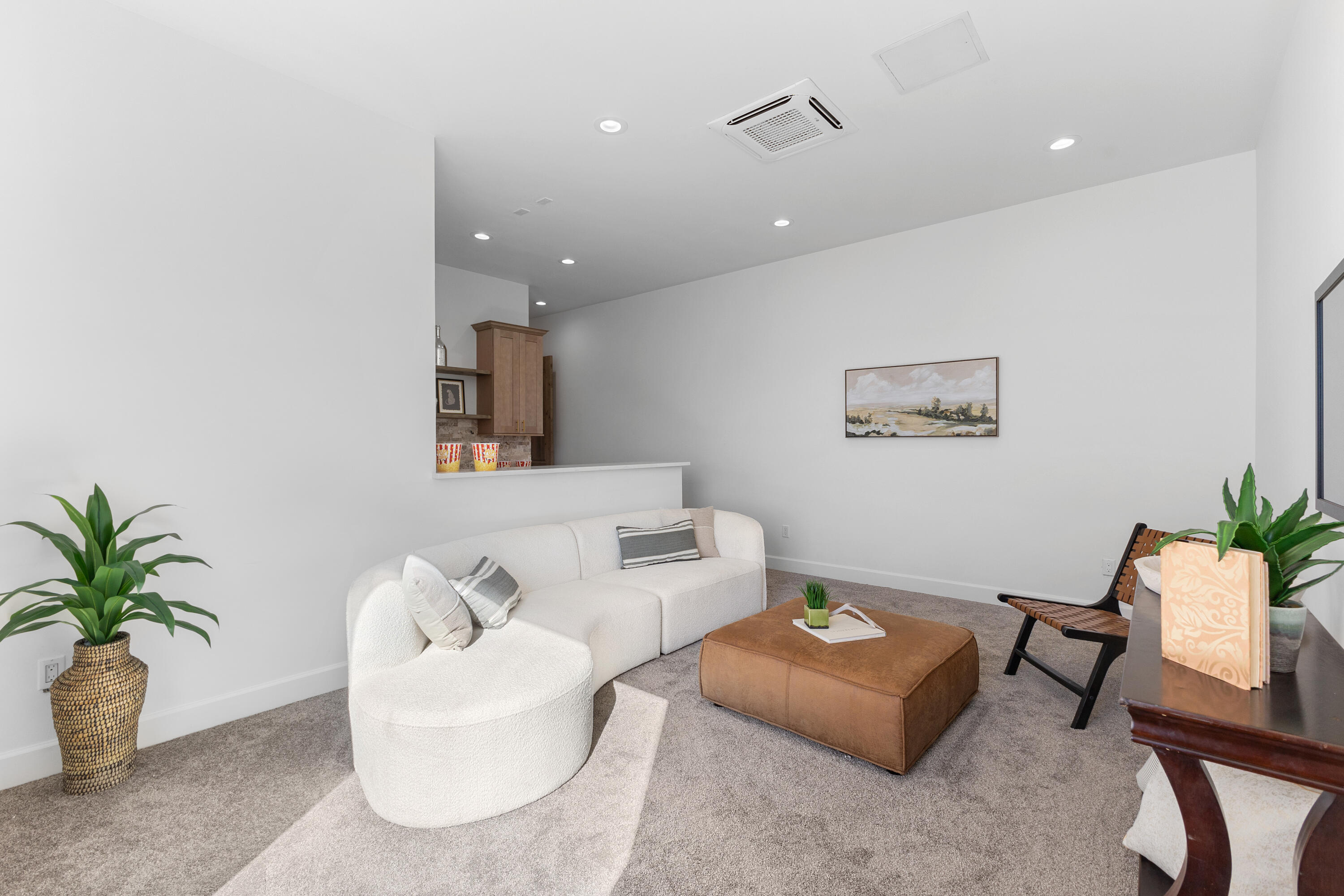 2505 Mansart Court NE