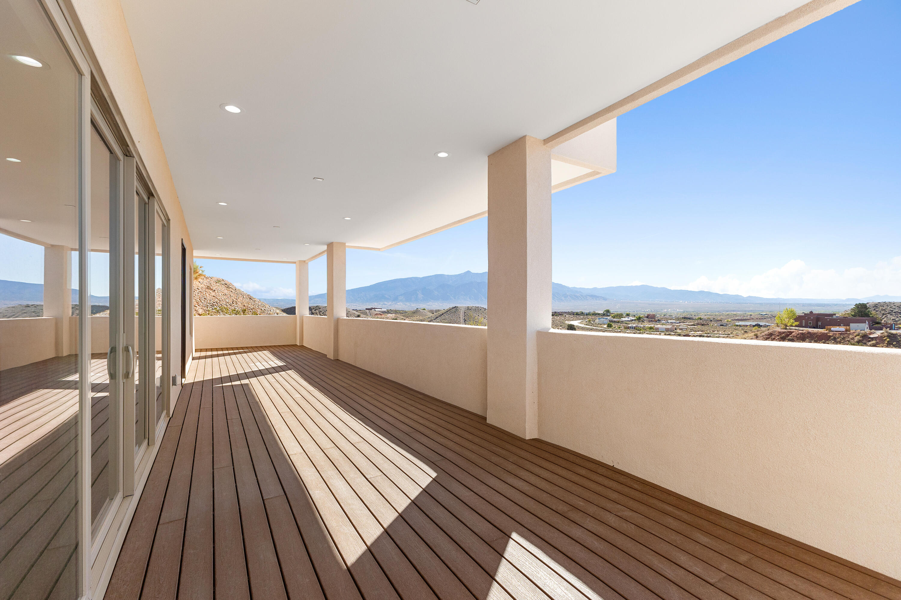 2505 Mansart Court NE