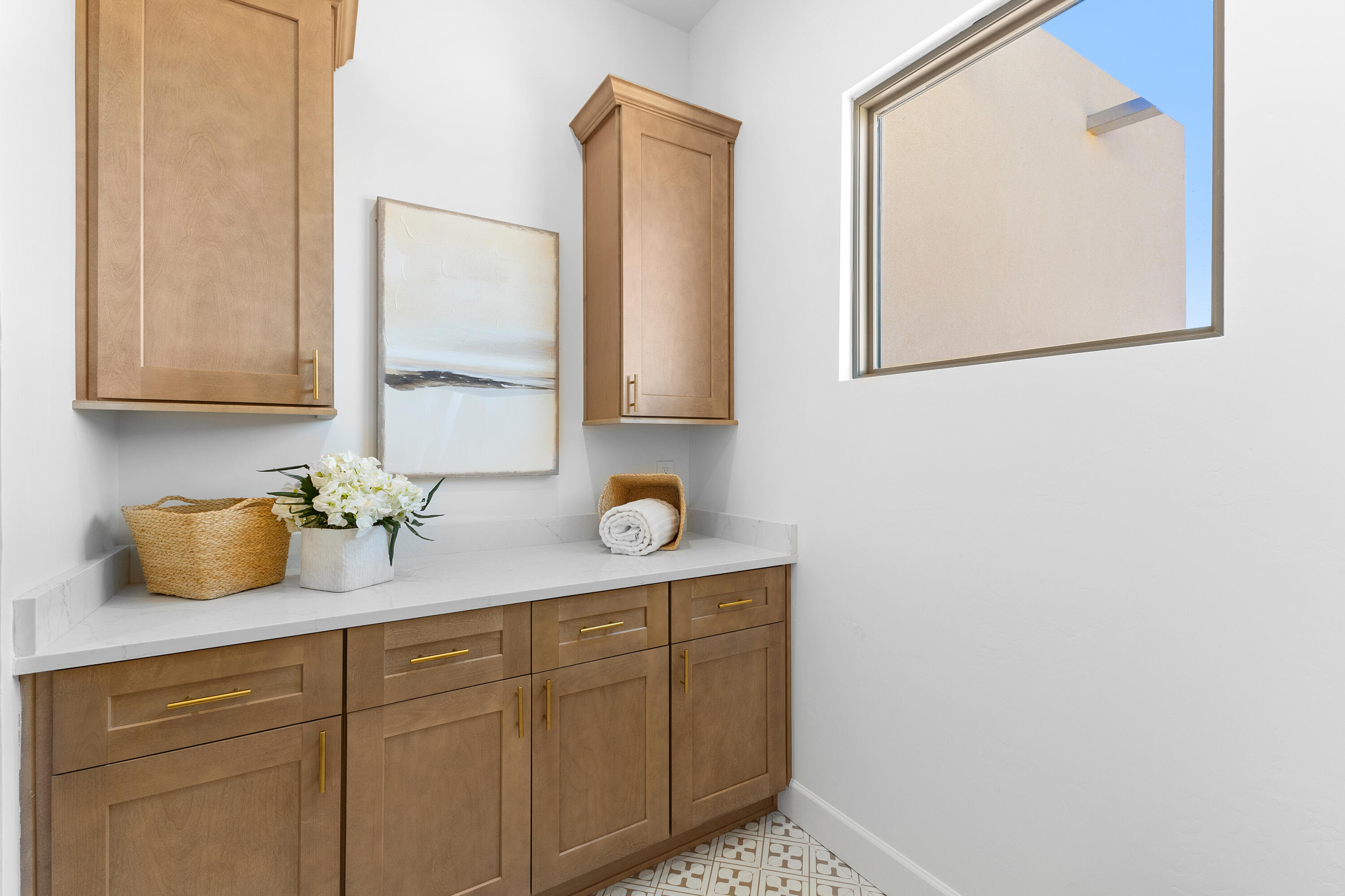 2505 Mansart Court NE