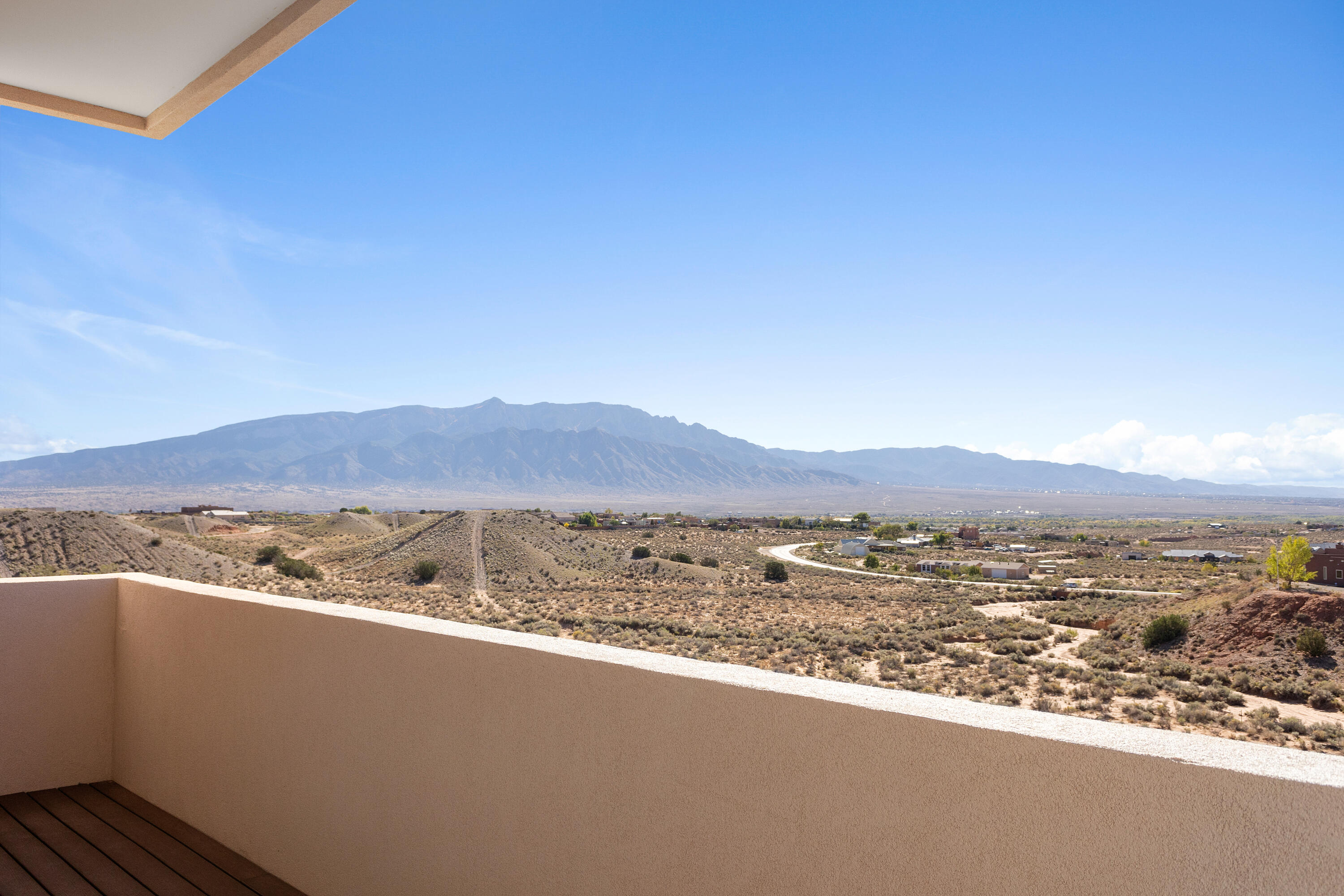 2505 Mansart Court NE