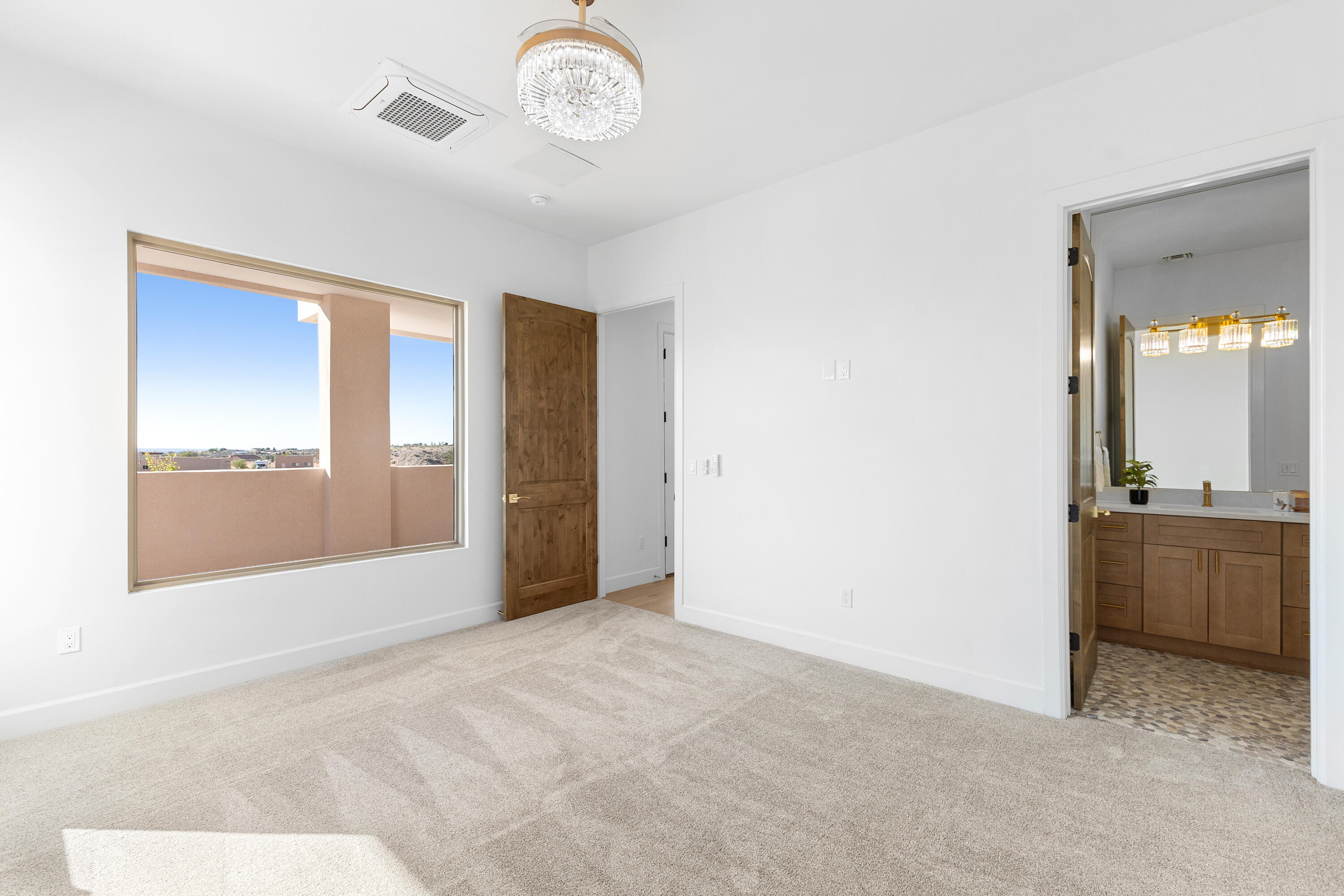 2505 Mansart Court NE