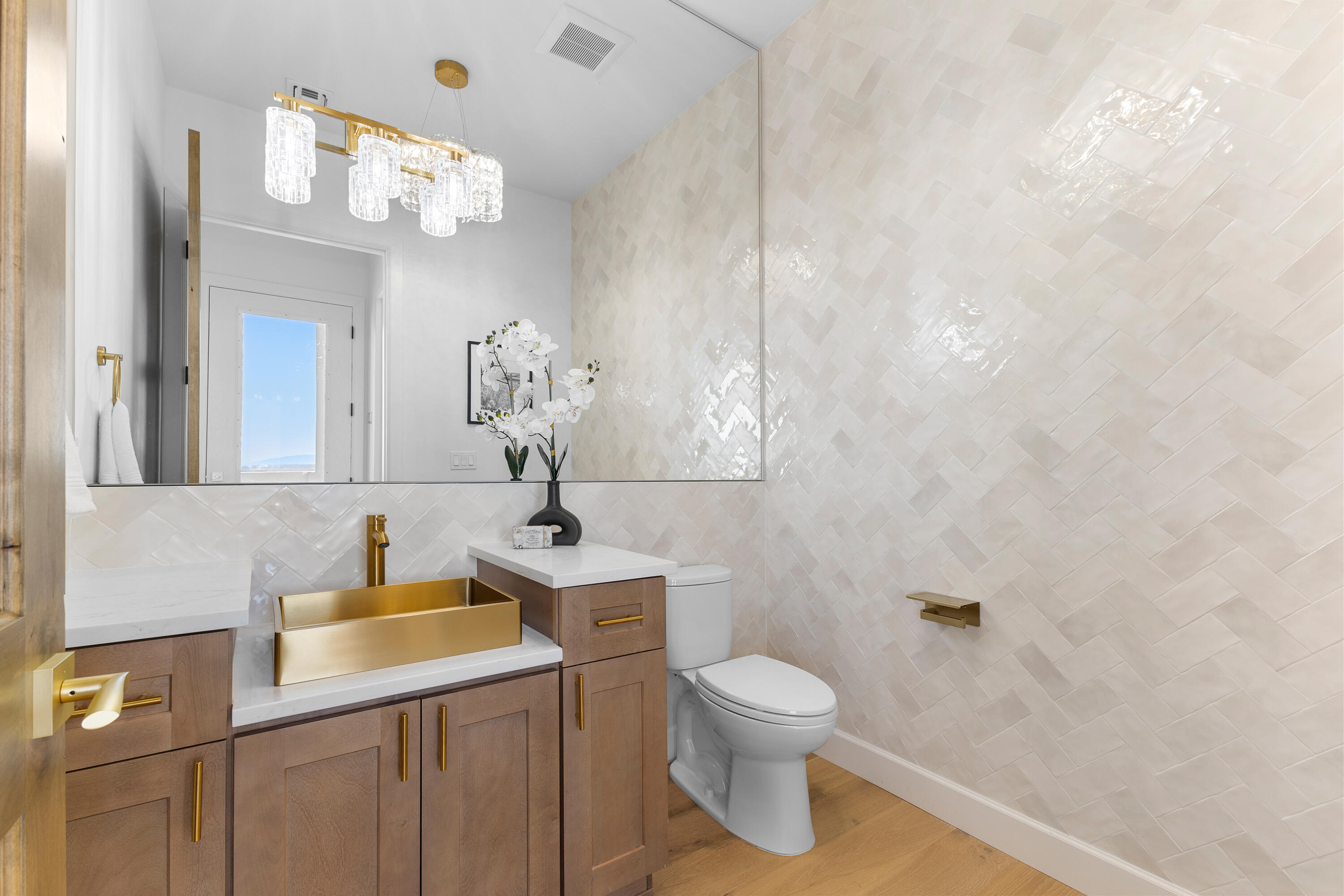 2505 Mansart Court NE