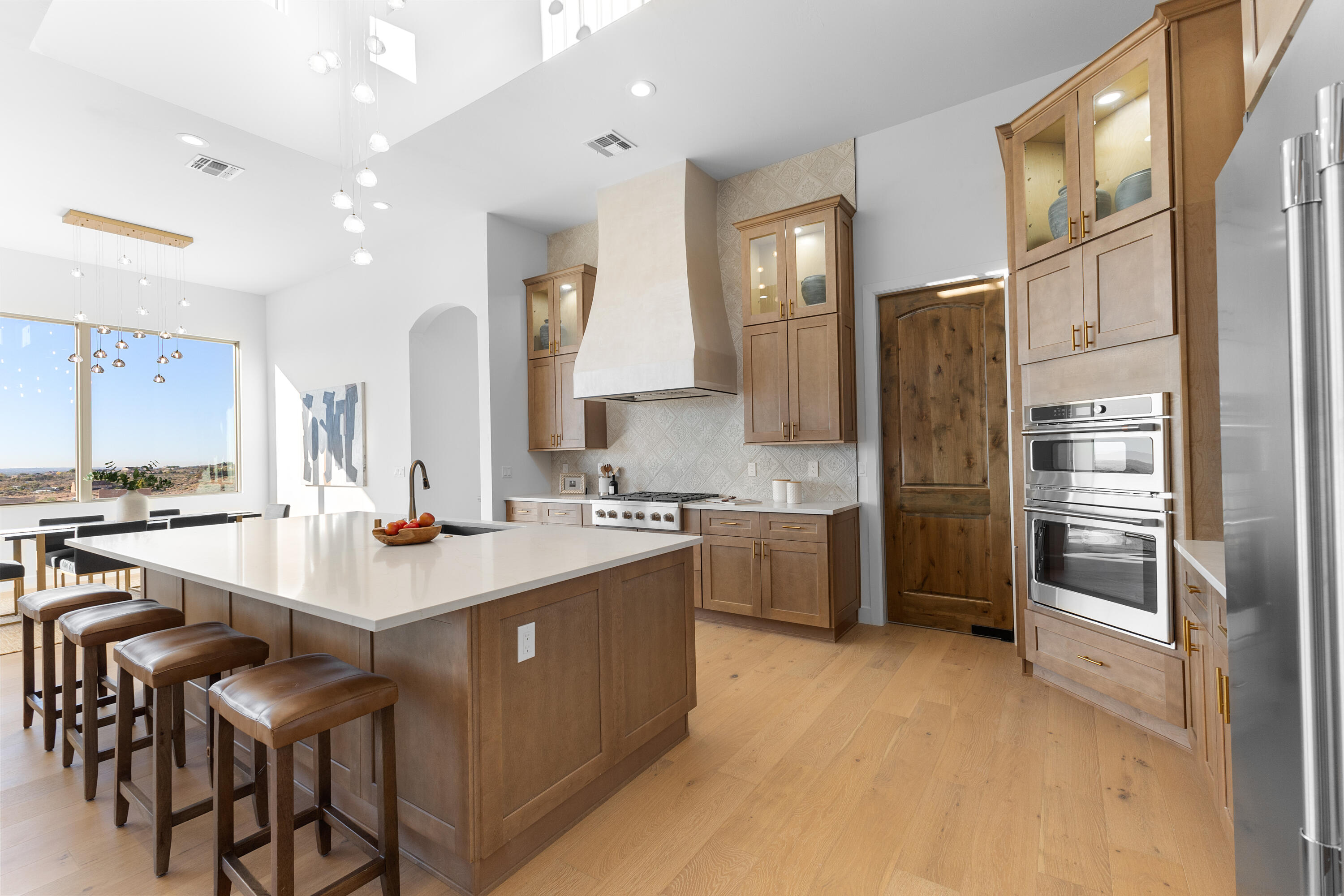 2505 Mansart Court NE