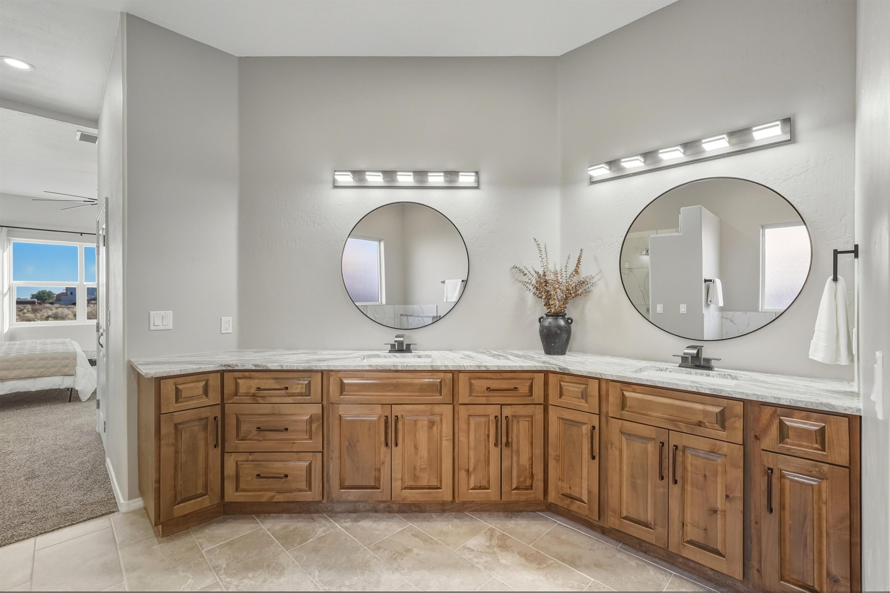 608 Northern Boulevard NE