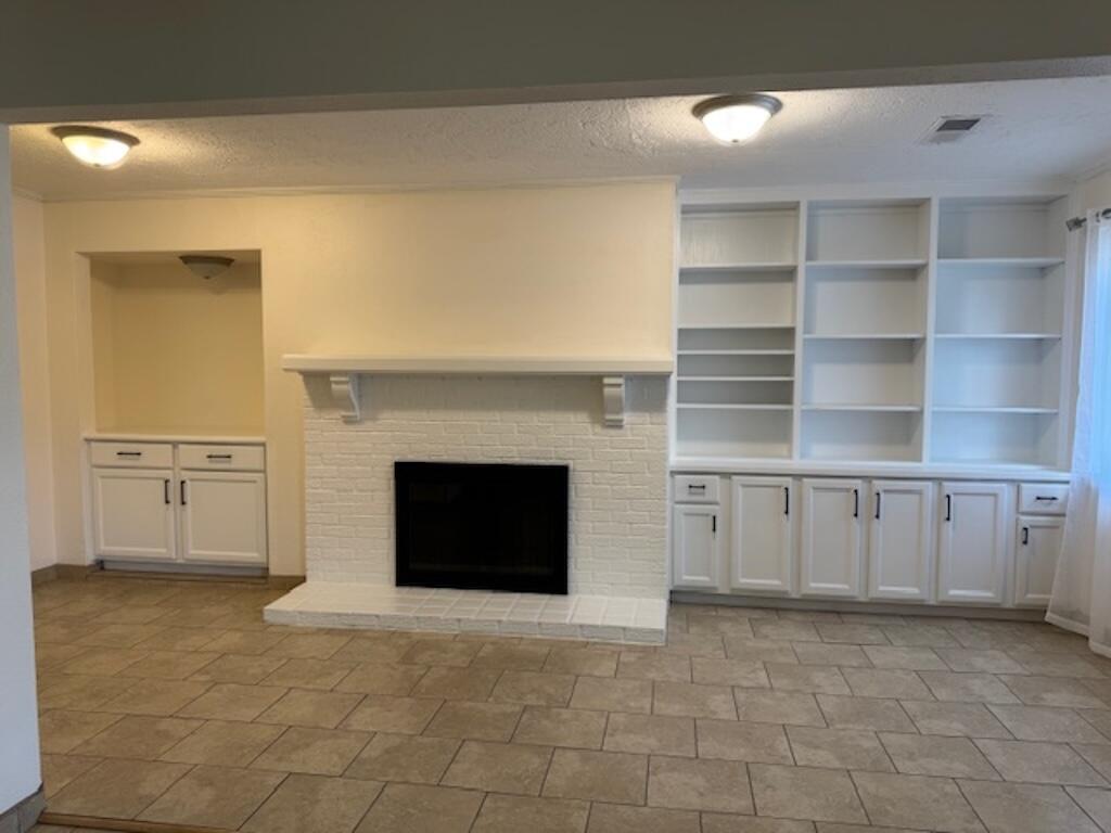 1909 OTHELLO Court NE