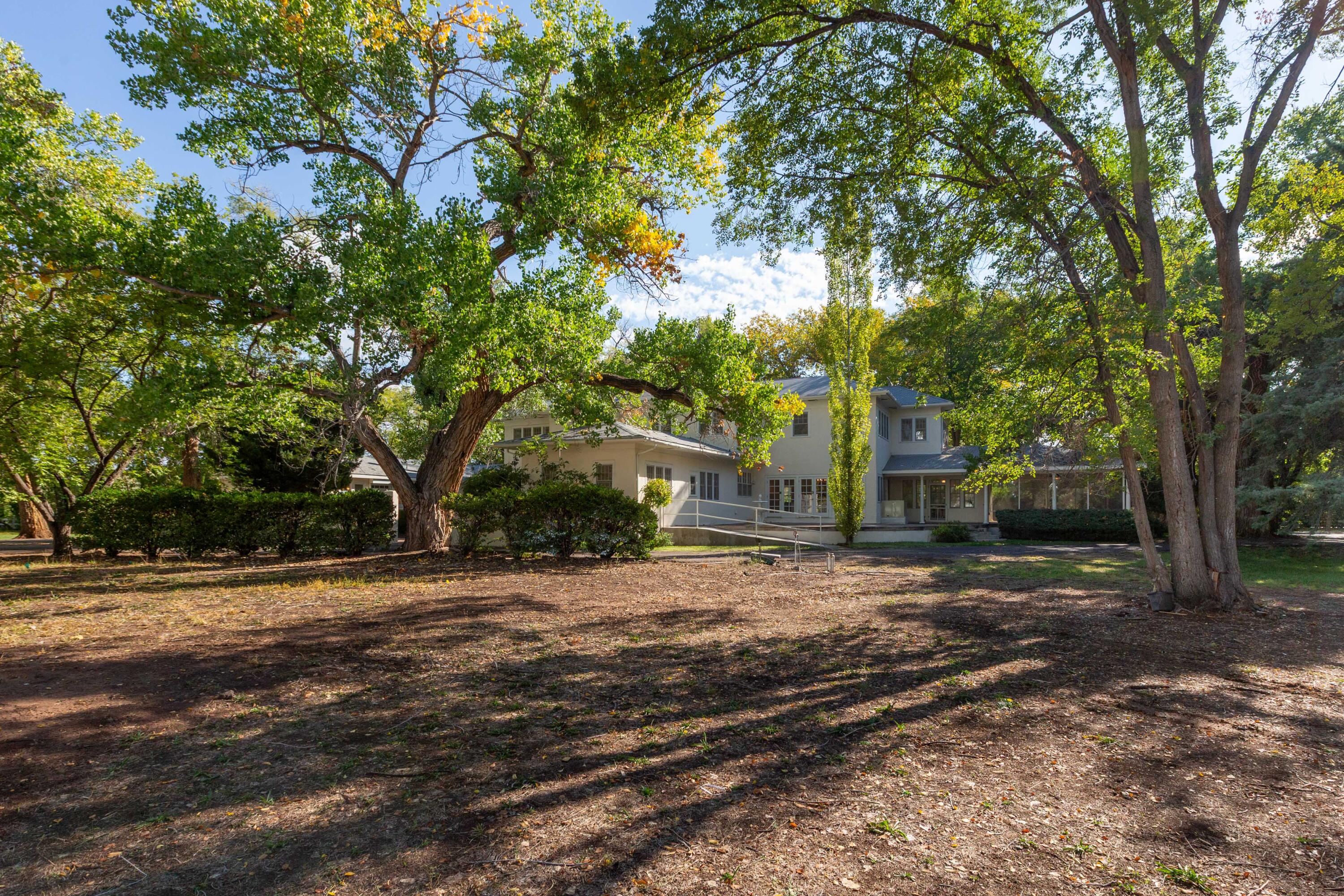 4117 Rio Grande Boulevard NW