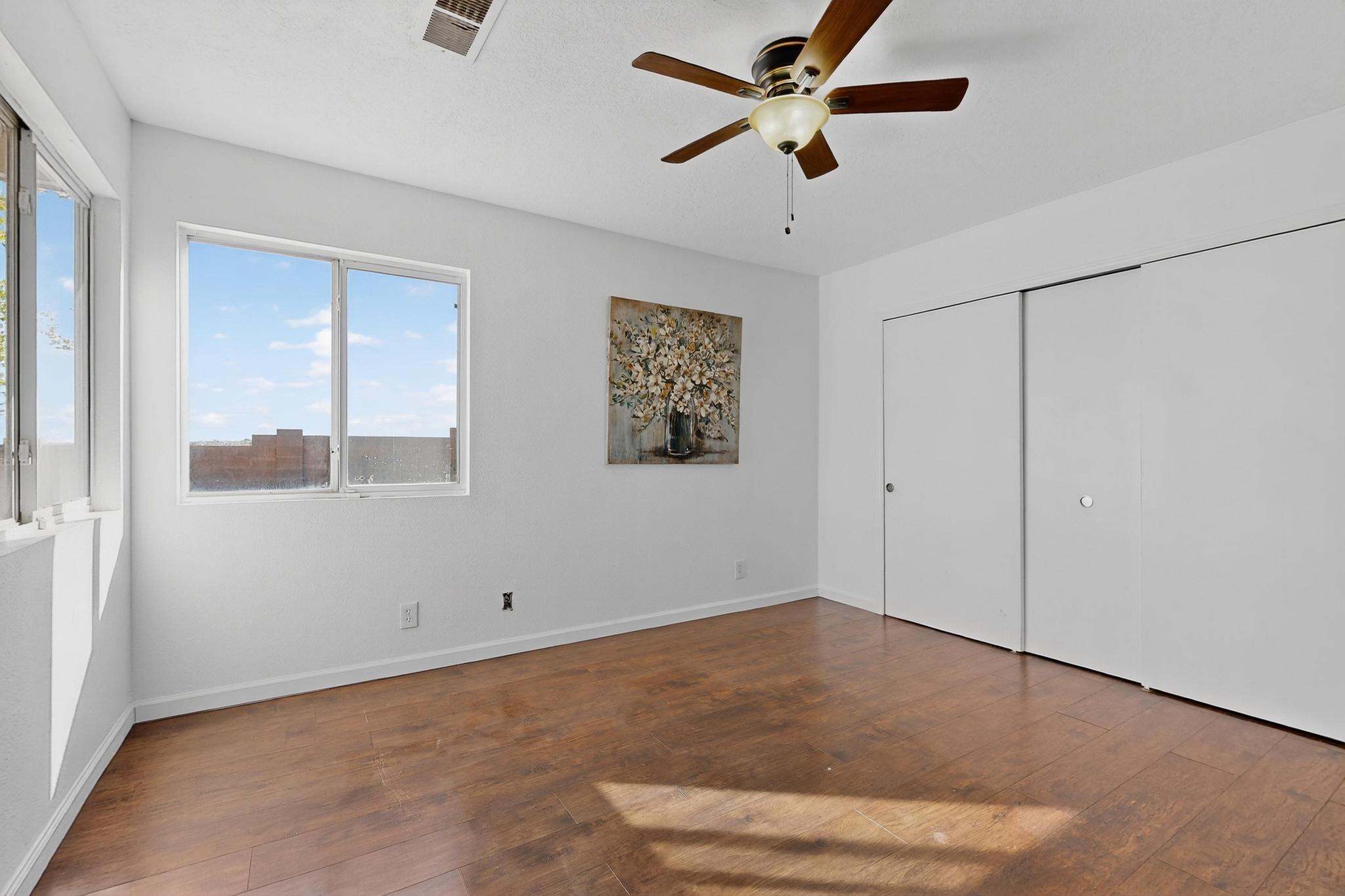 616 Sedona Meadows Drive NE