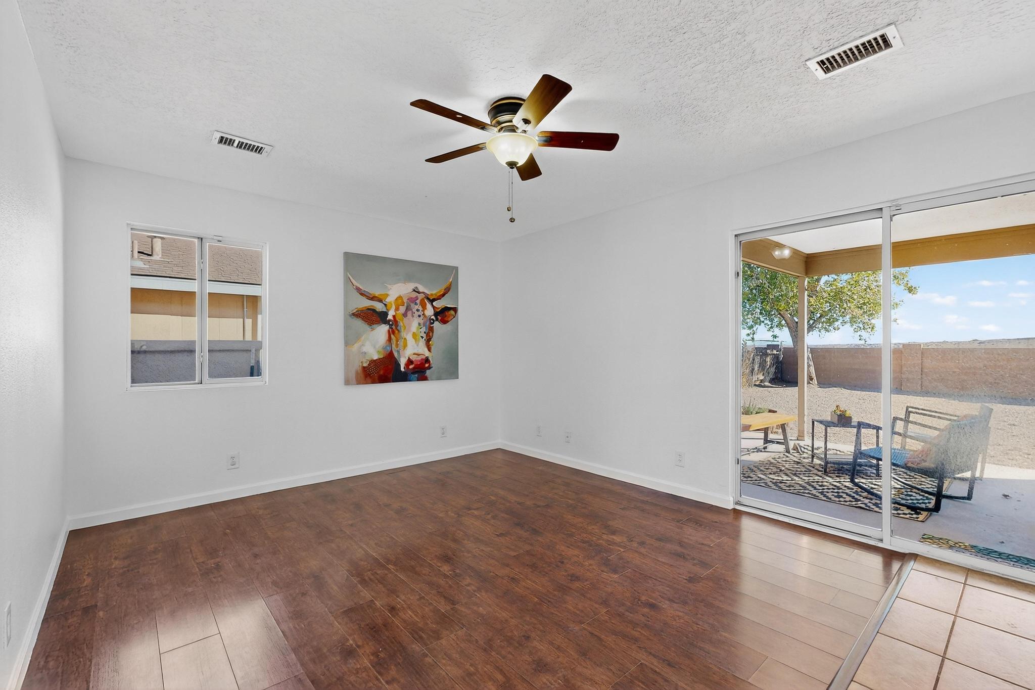 616 Sedona Meadows Drive NE