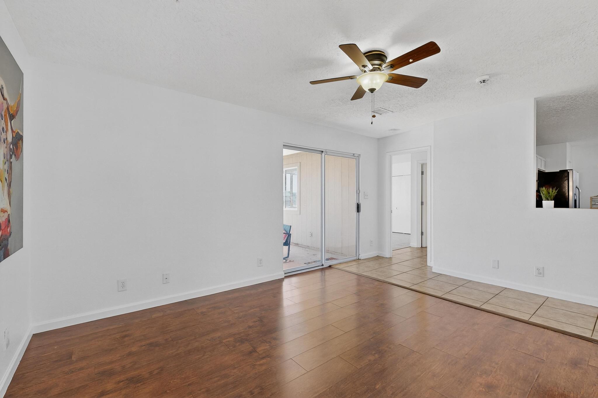 616 Sedona Meadows Drive NE