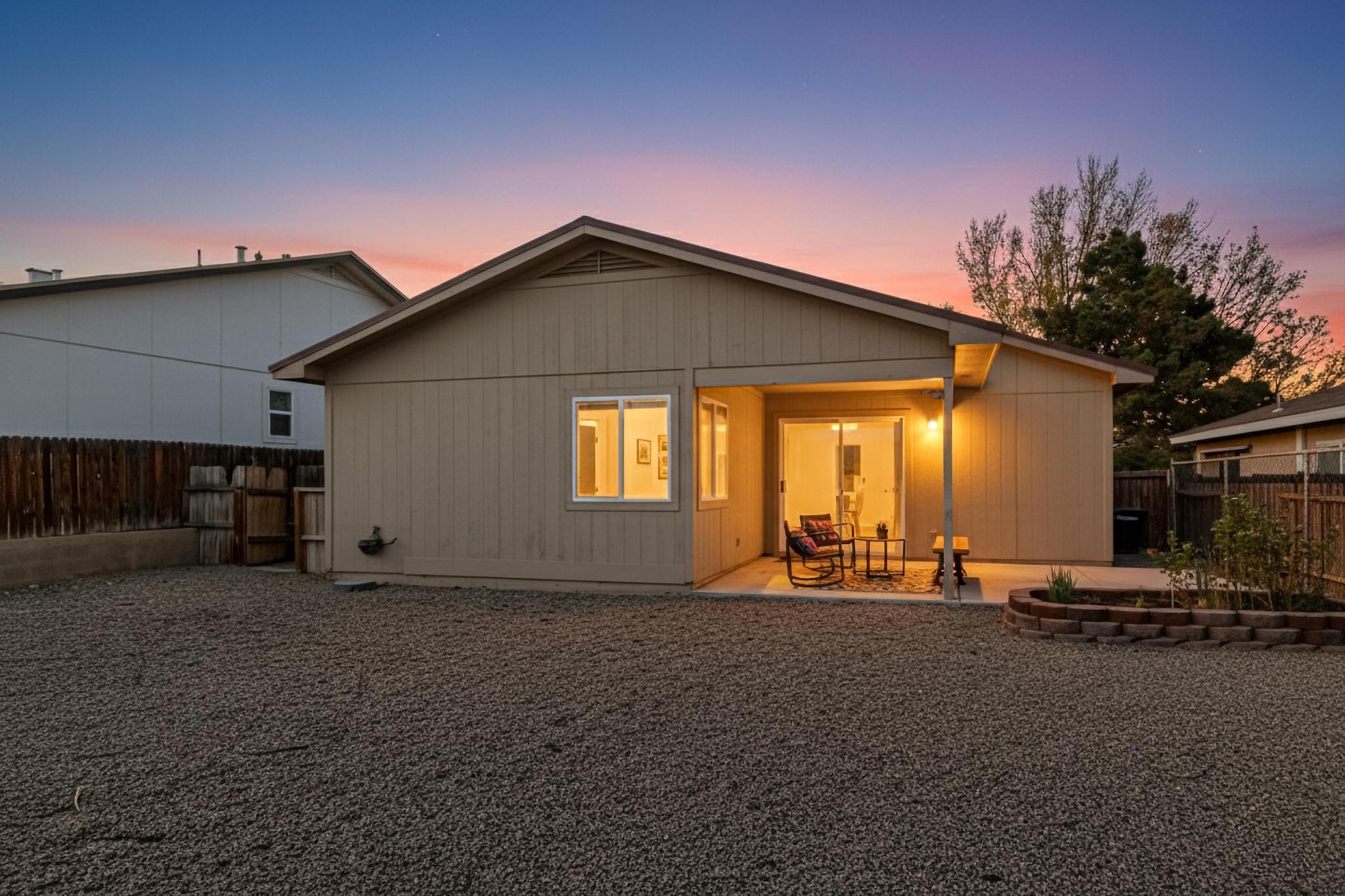 616 Sedona Meadows Drive NE