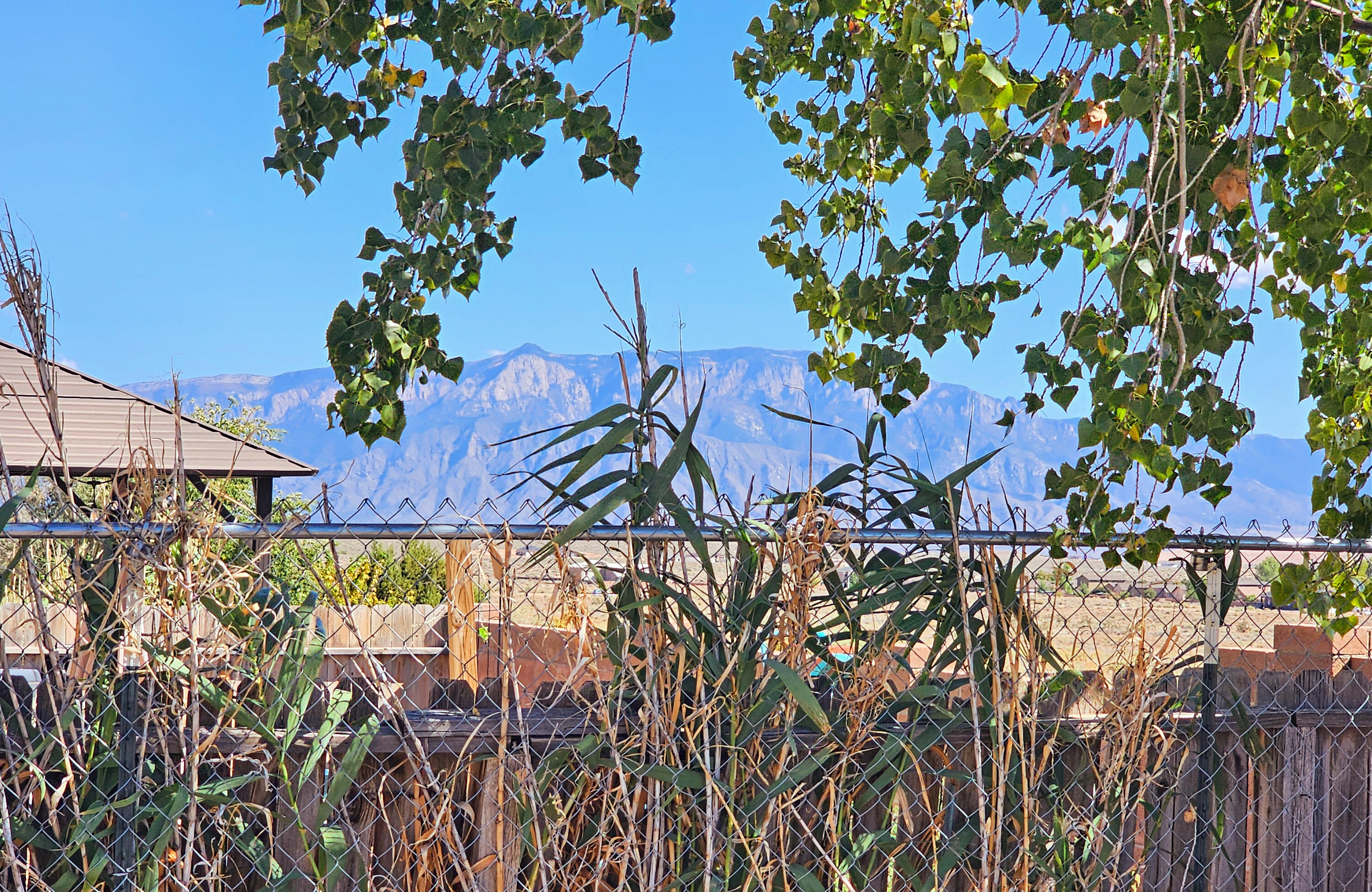 616 Sedona Meadows Drive NE