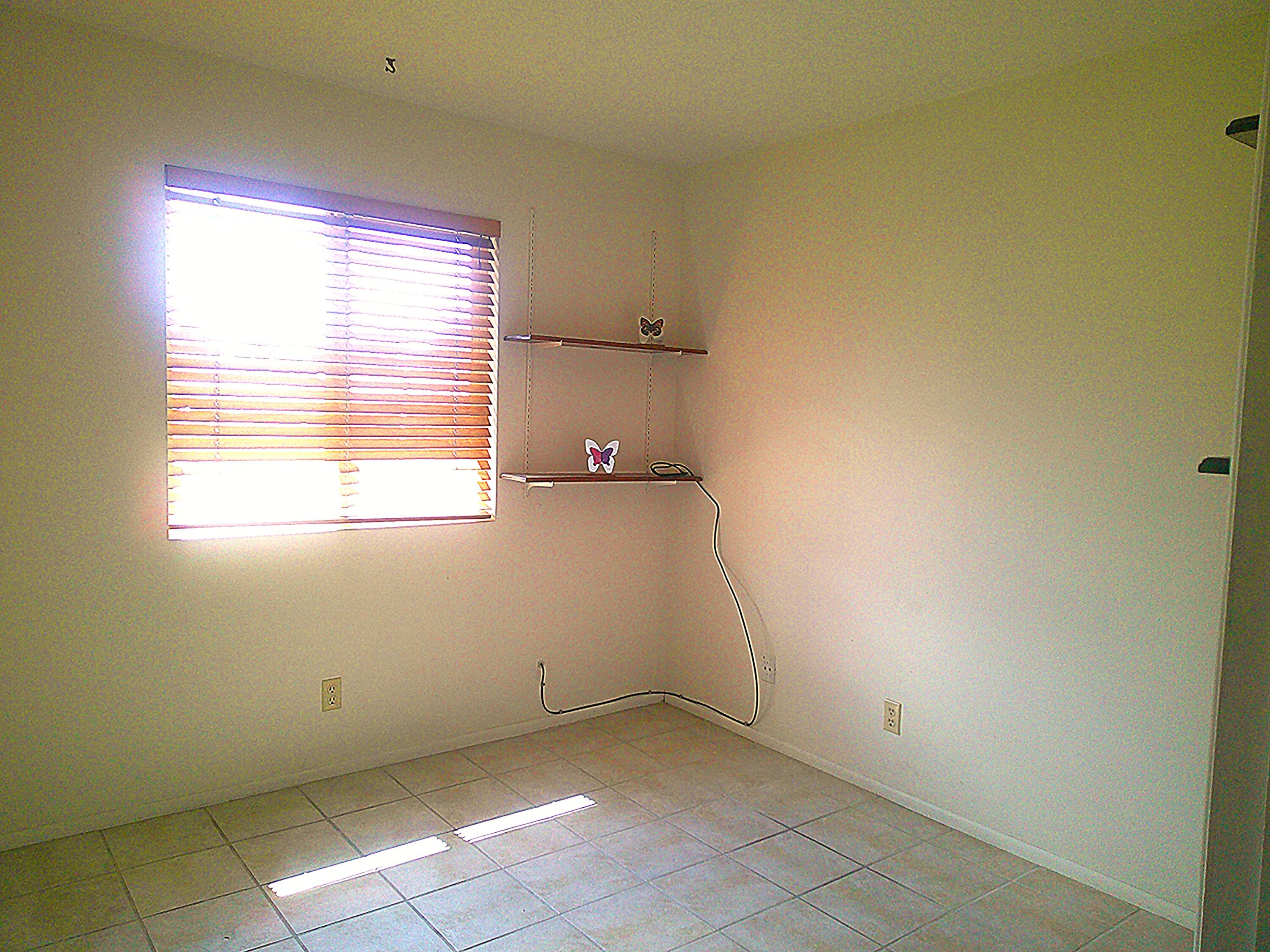 10105 Malaguena Lane NE