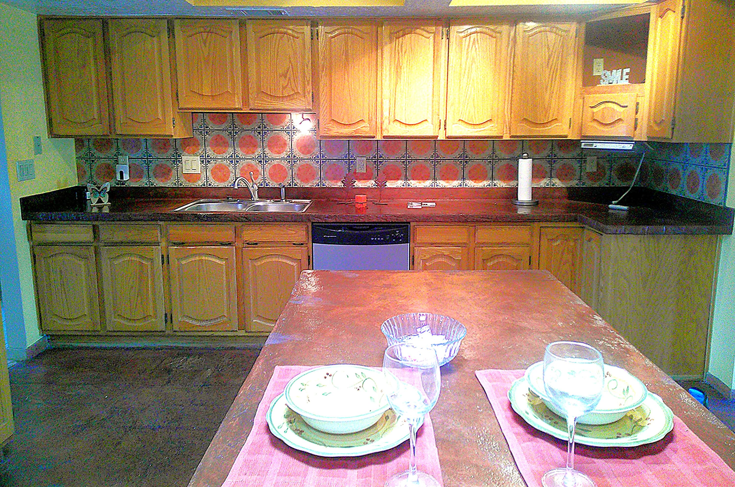 10105 Malaguena Lane NE