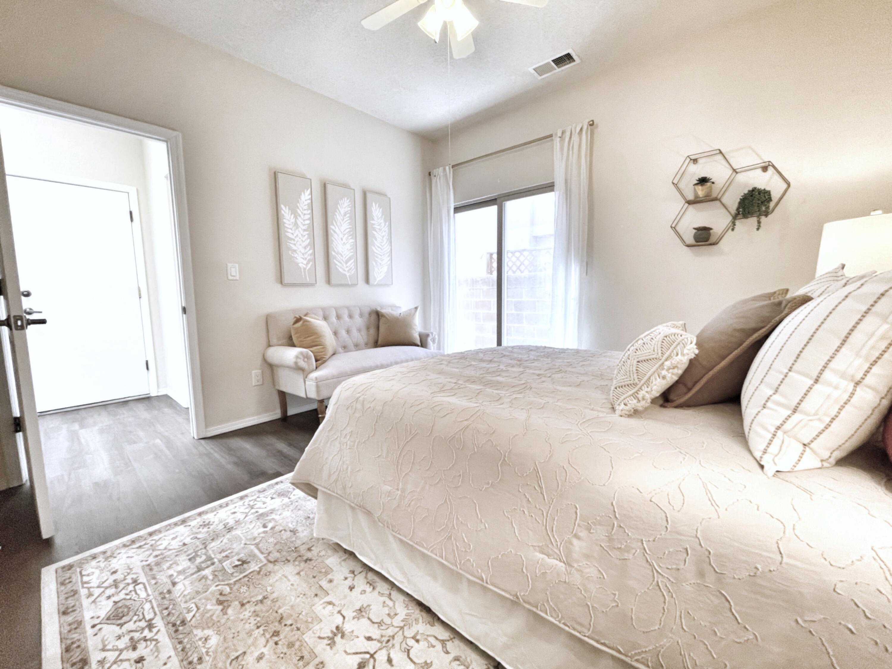4405 Desert Lily Court SE