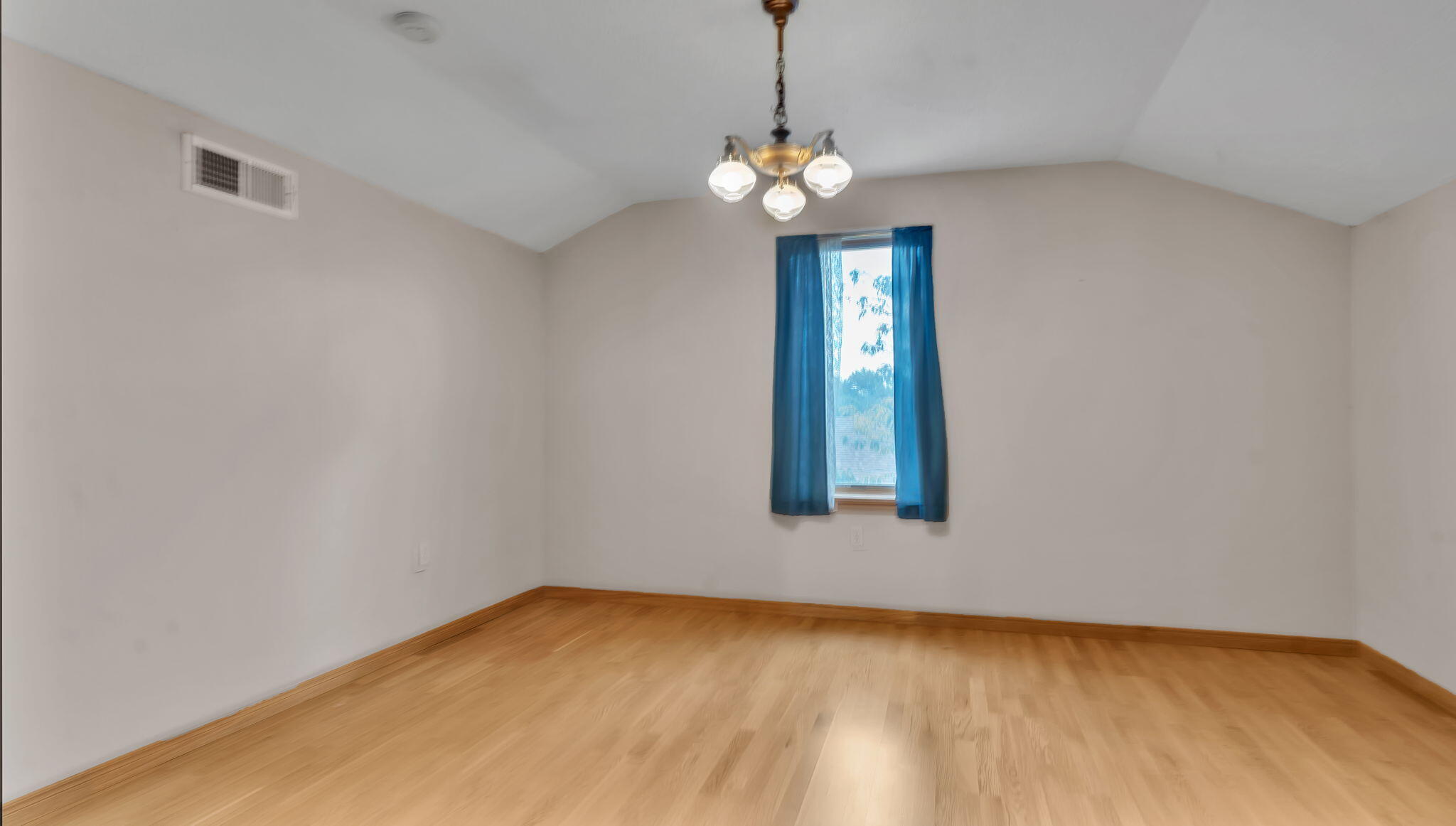 118 Neal Avenue