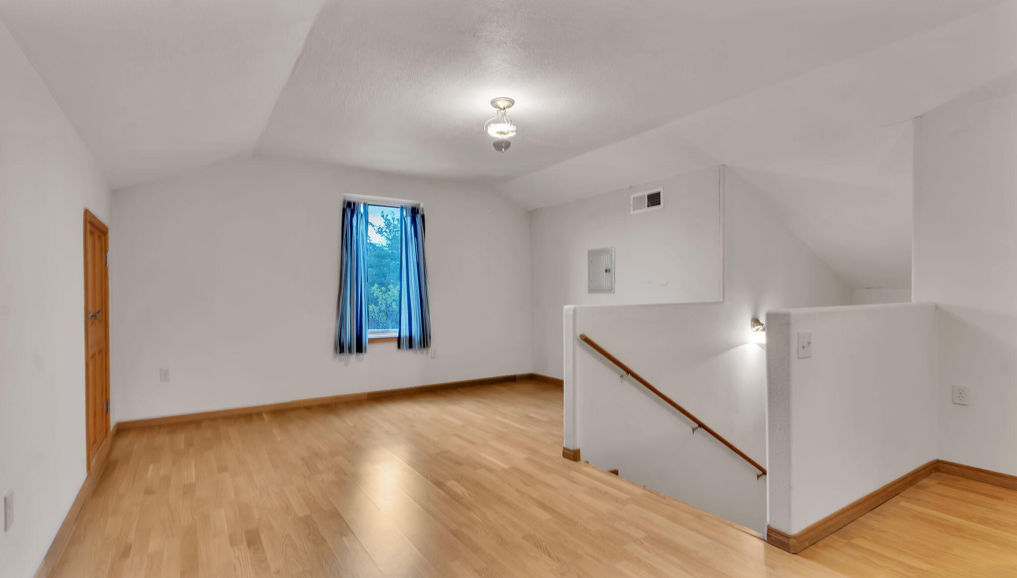 118 Neal Avenue
