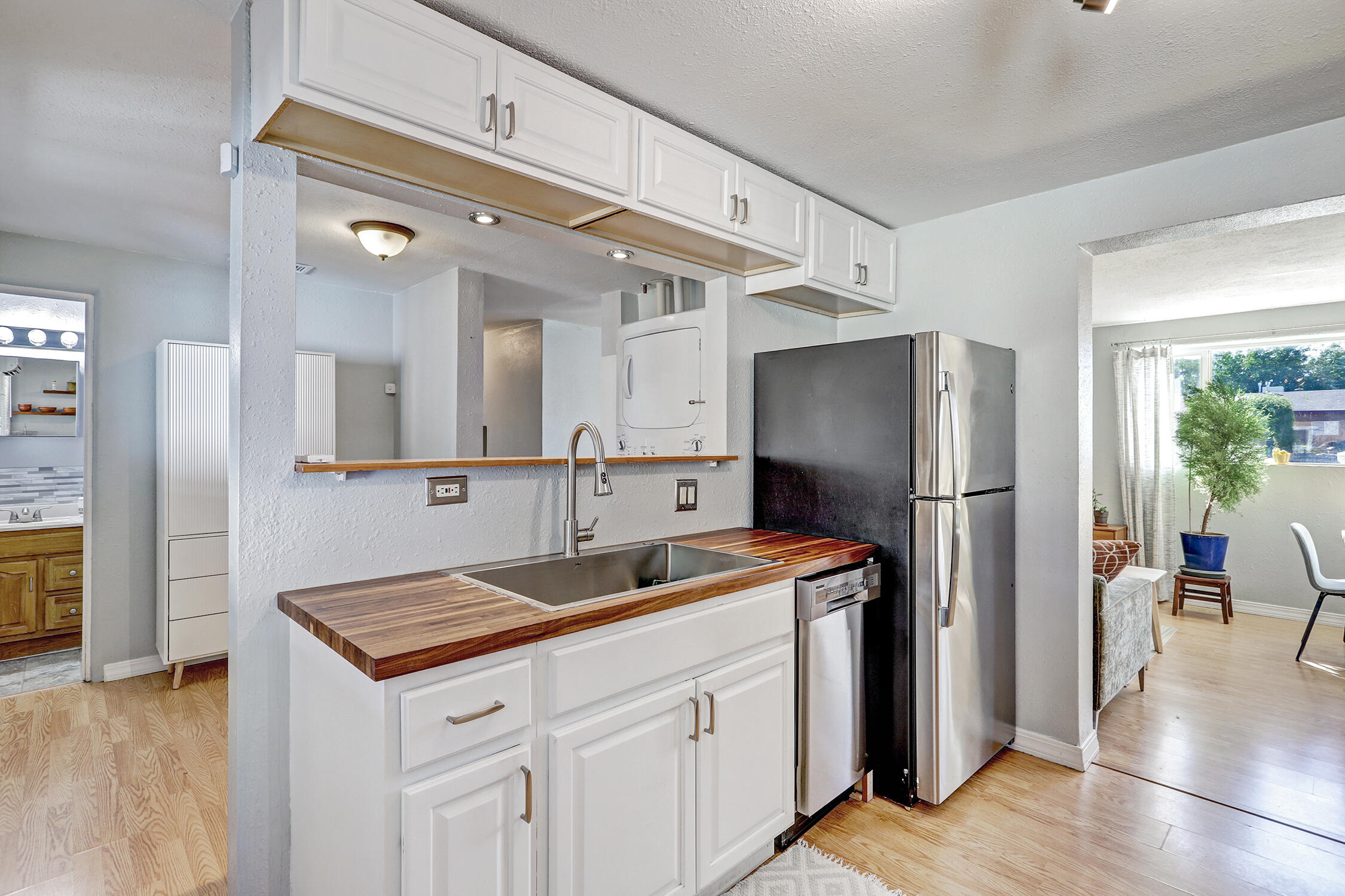 5001 COMANCHE Road NE