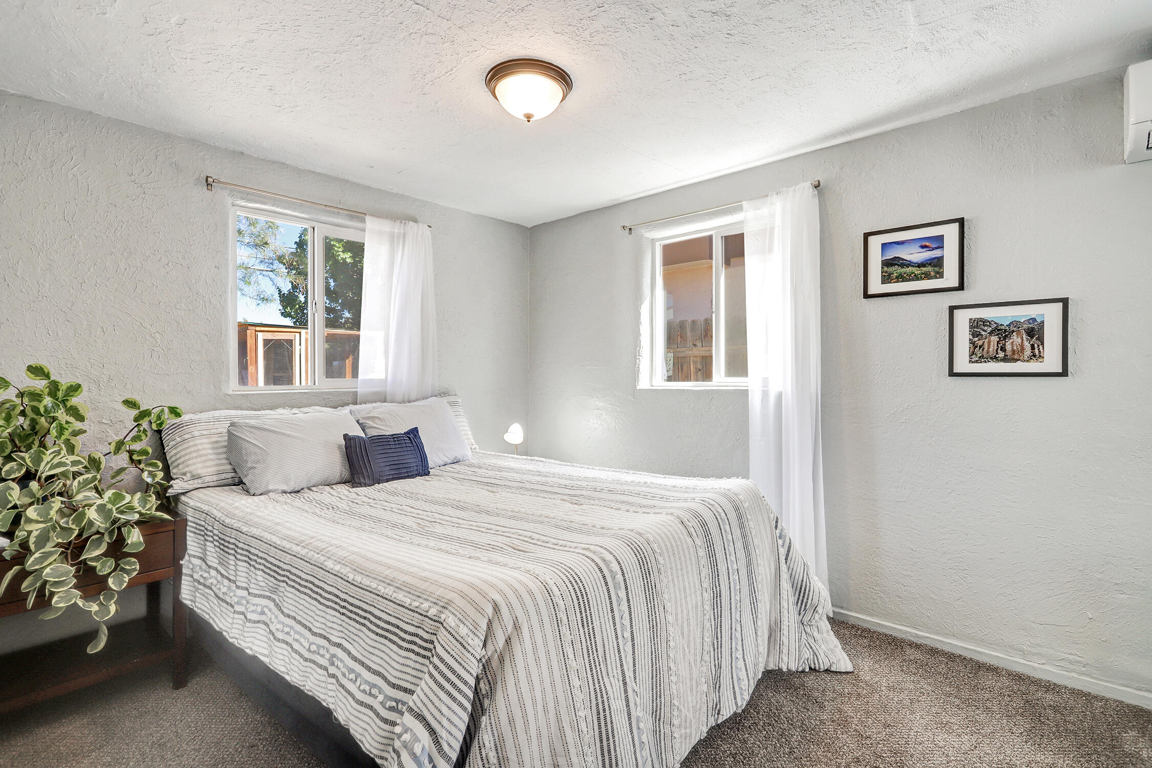 5001 COMANCHE Road NE