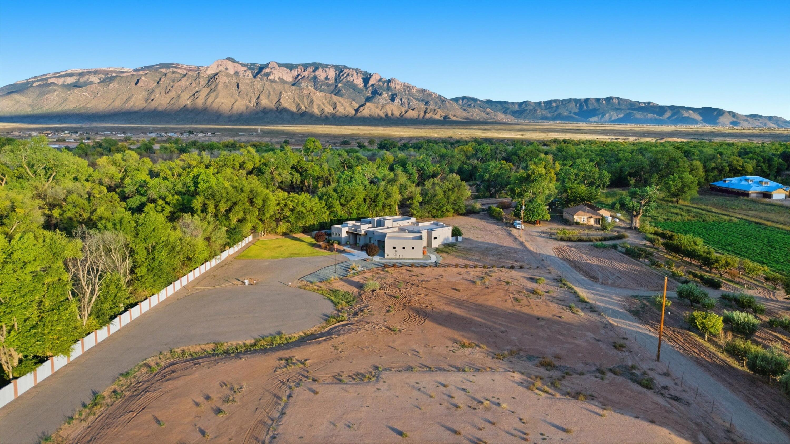 30 Paseo Del Luz De Noches
