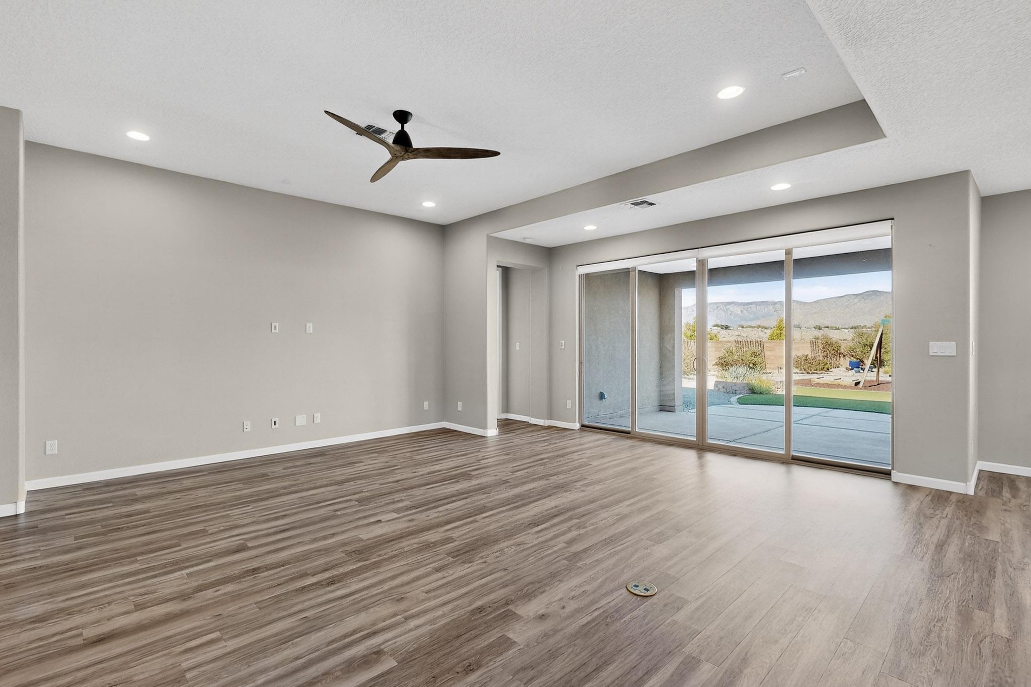 1800 Duke City Street SE