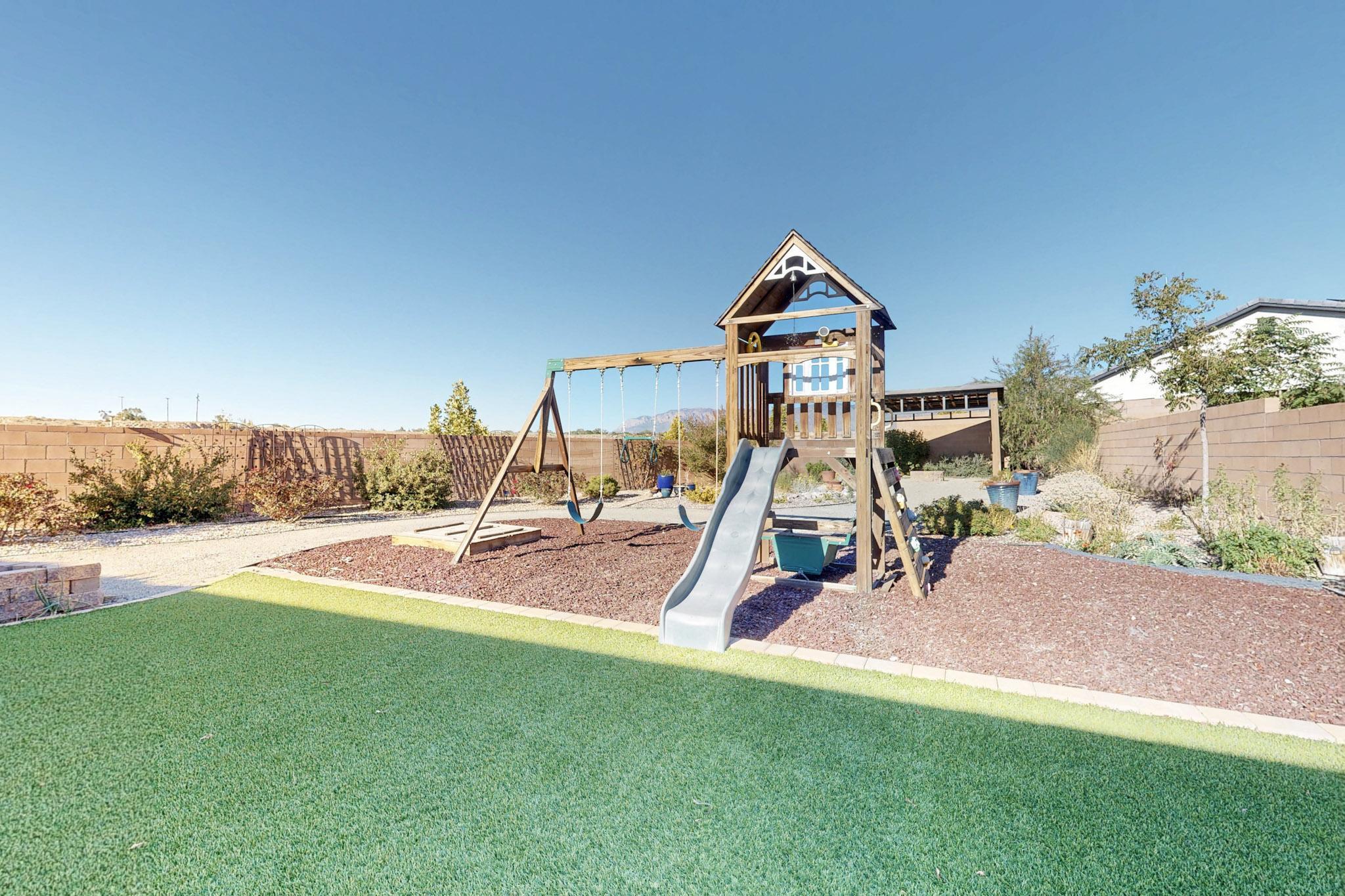 1800 Duke City Street SE