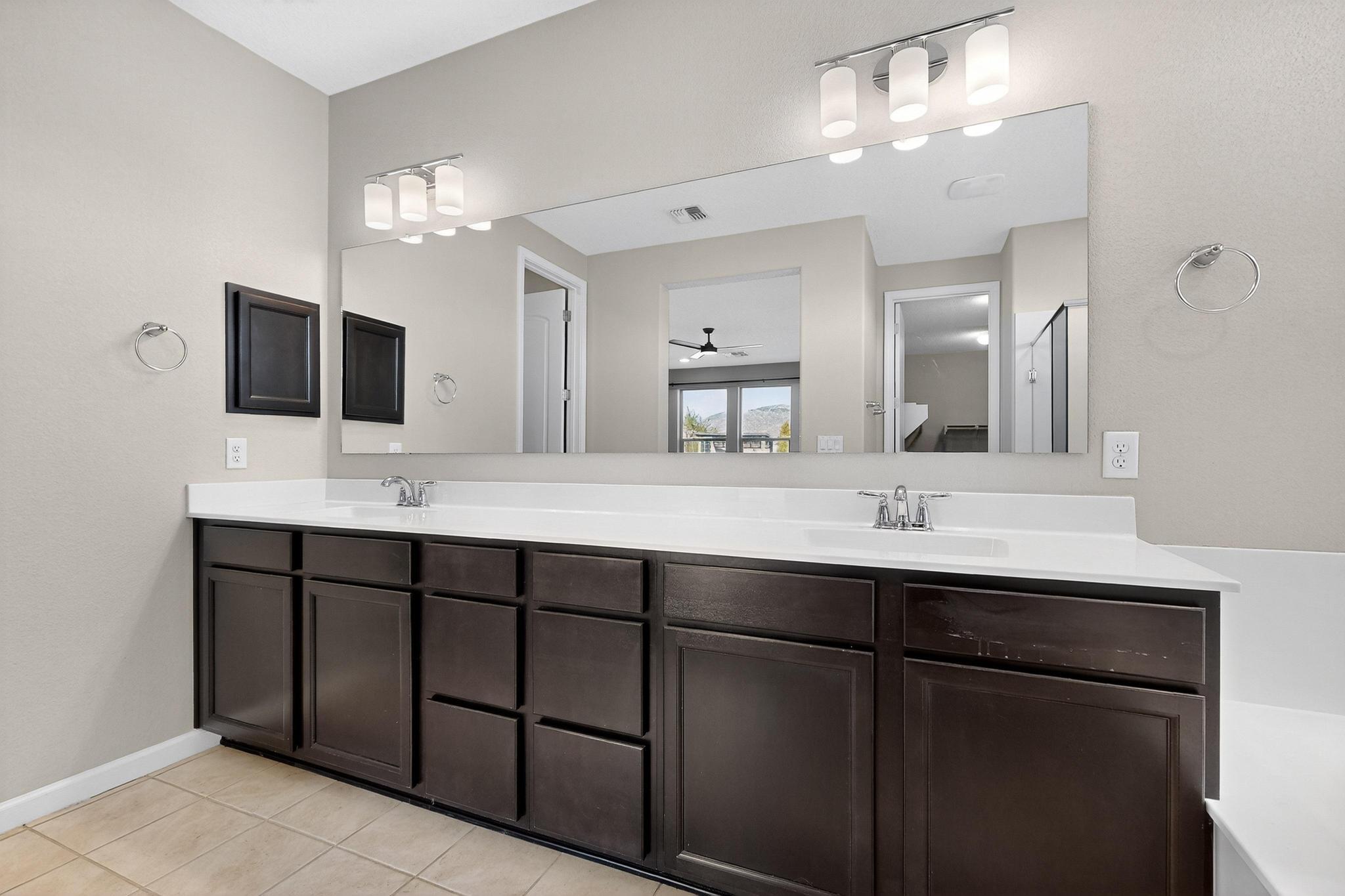 1800 Duke City Street SE