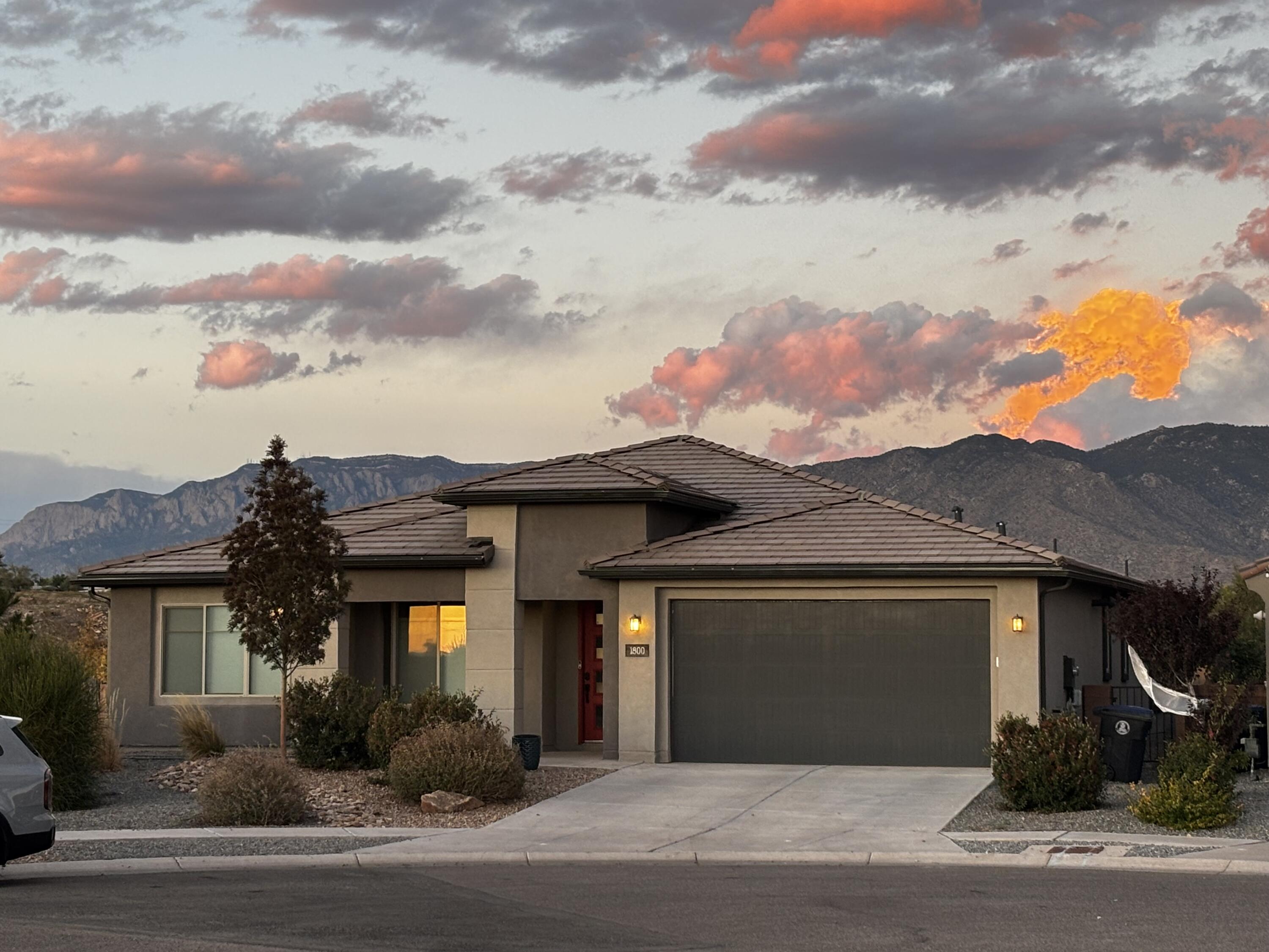 1800 Duke City Street SE