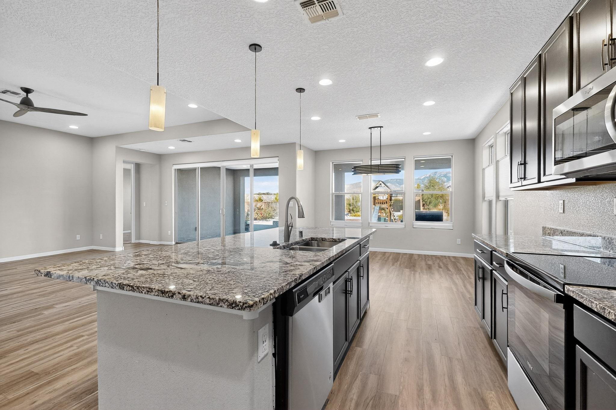 1800 Duke City Street SE