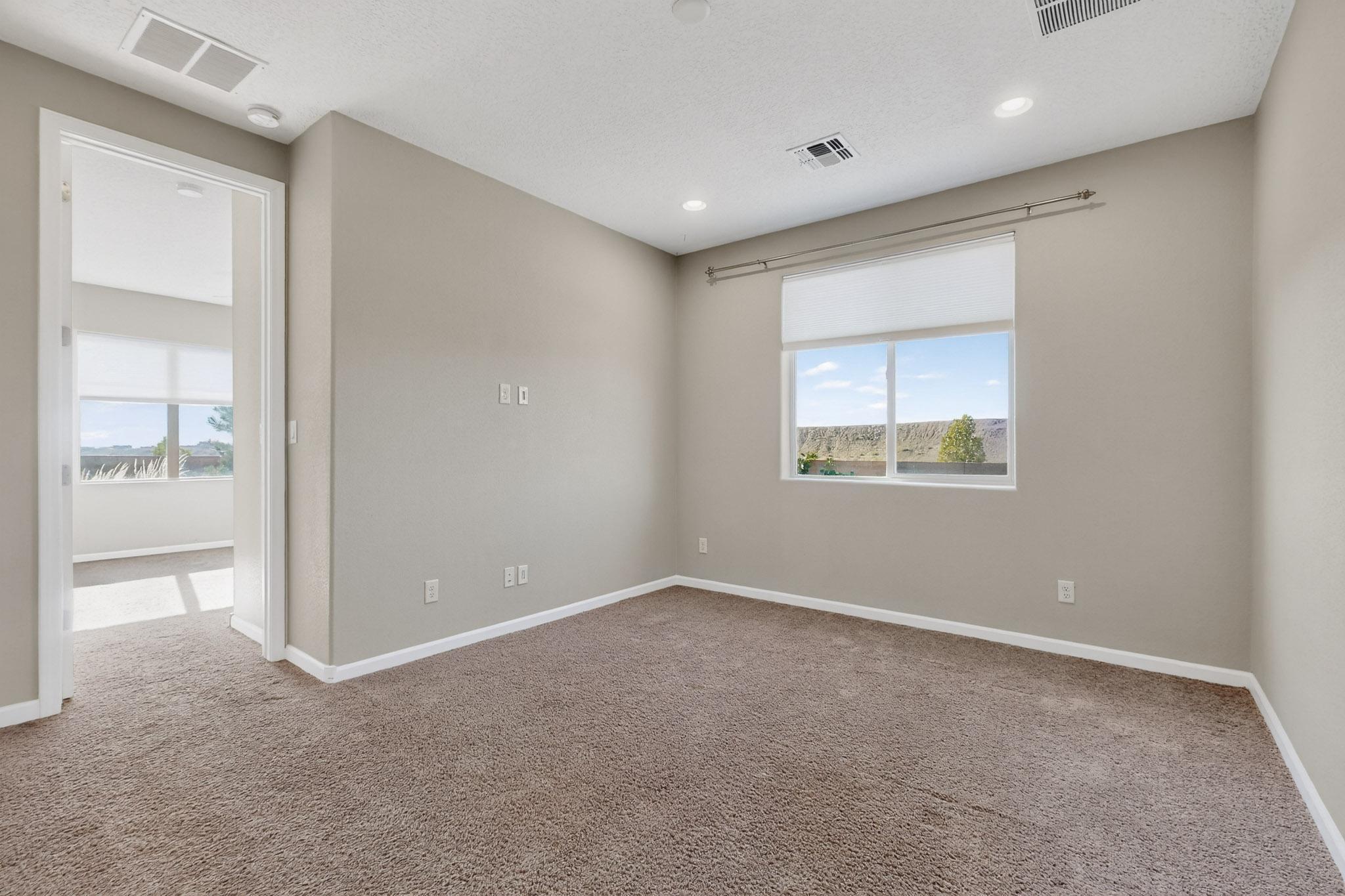 1800 Duke City Street SE