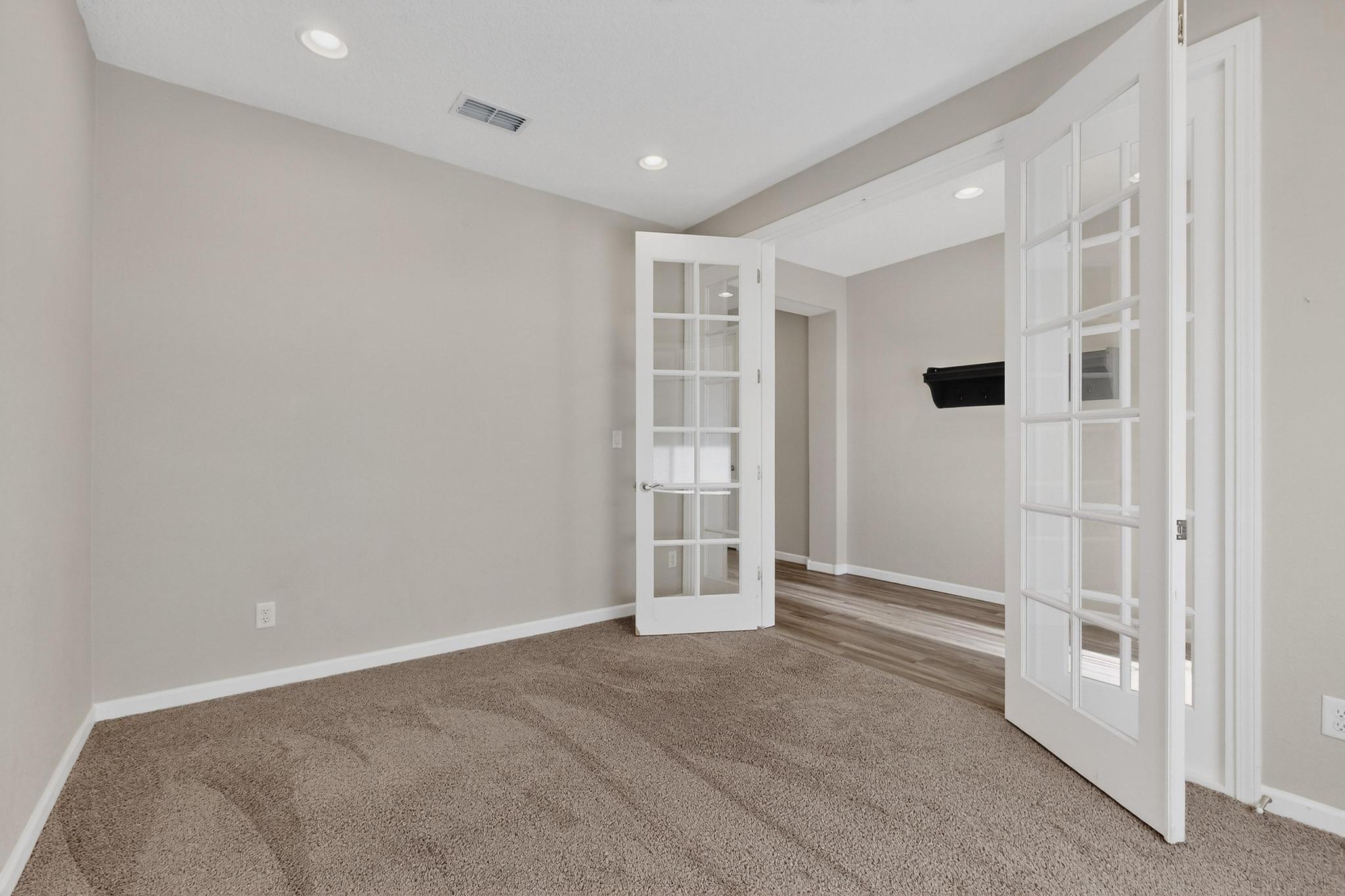 1800 Duke City Street SE